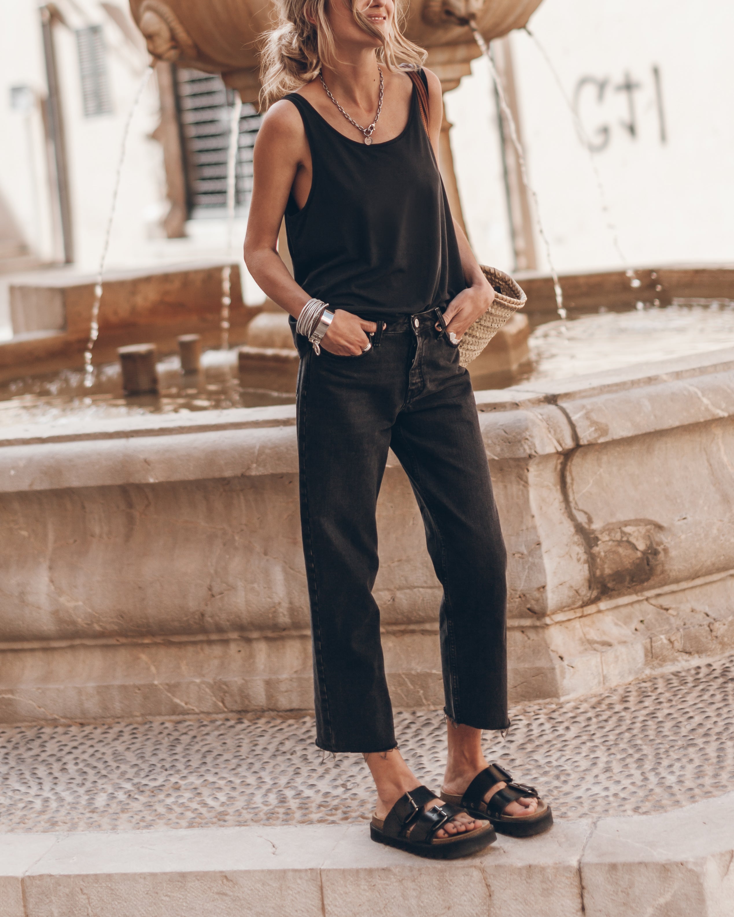 Black Cropped Straight Jeans - Product photo
