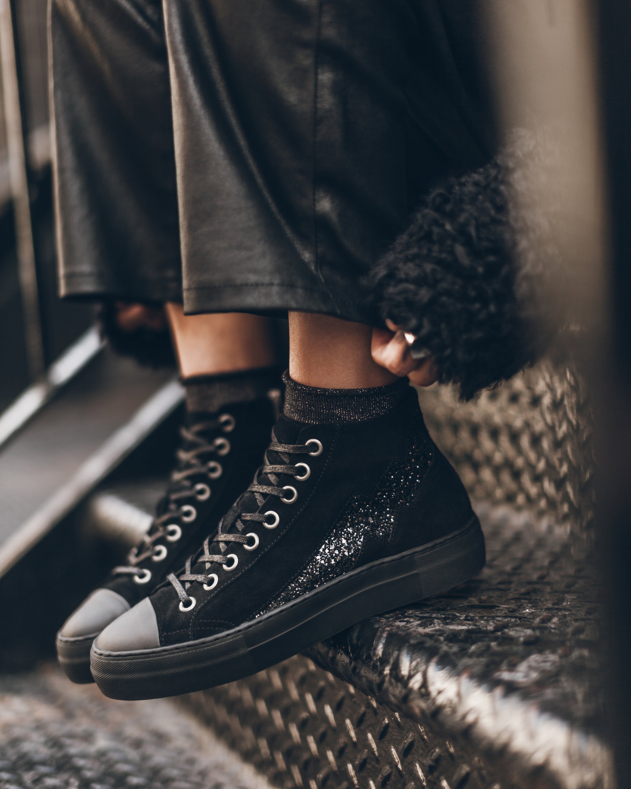 Black Platform Sneakers Black Sherpa Cropped Knitted Sweater Straight Leather Pants - Product photo