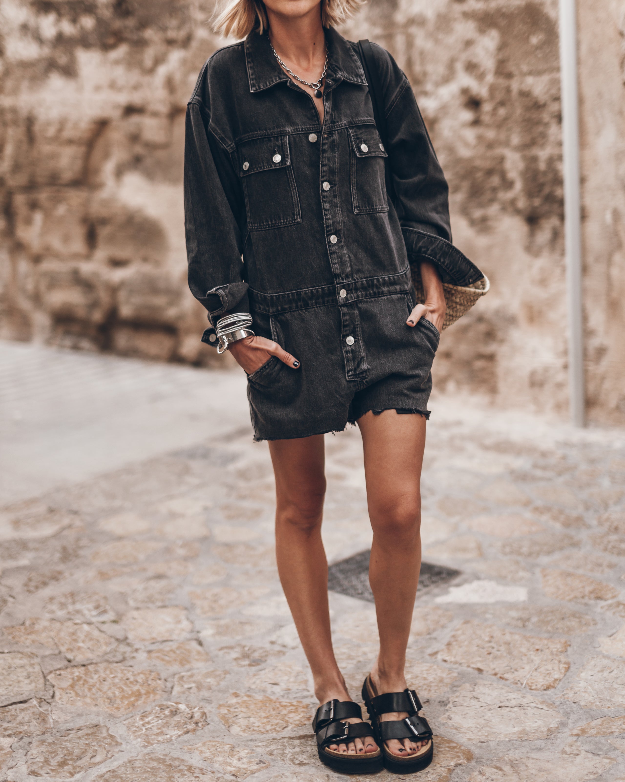 Black Short Denim Jumpsuit Large Raffia Basket Bag Black Leather Buckle Sandals - Product photo