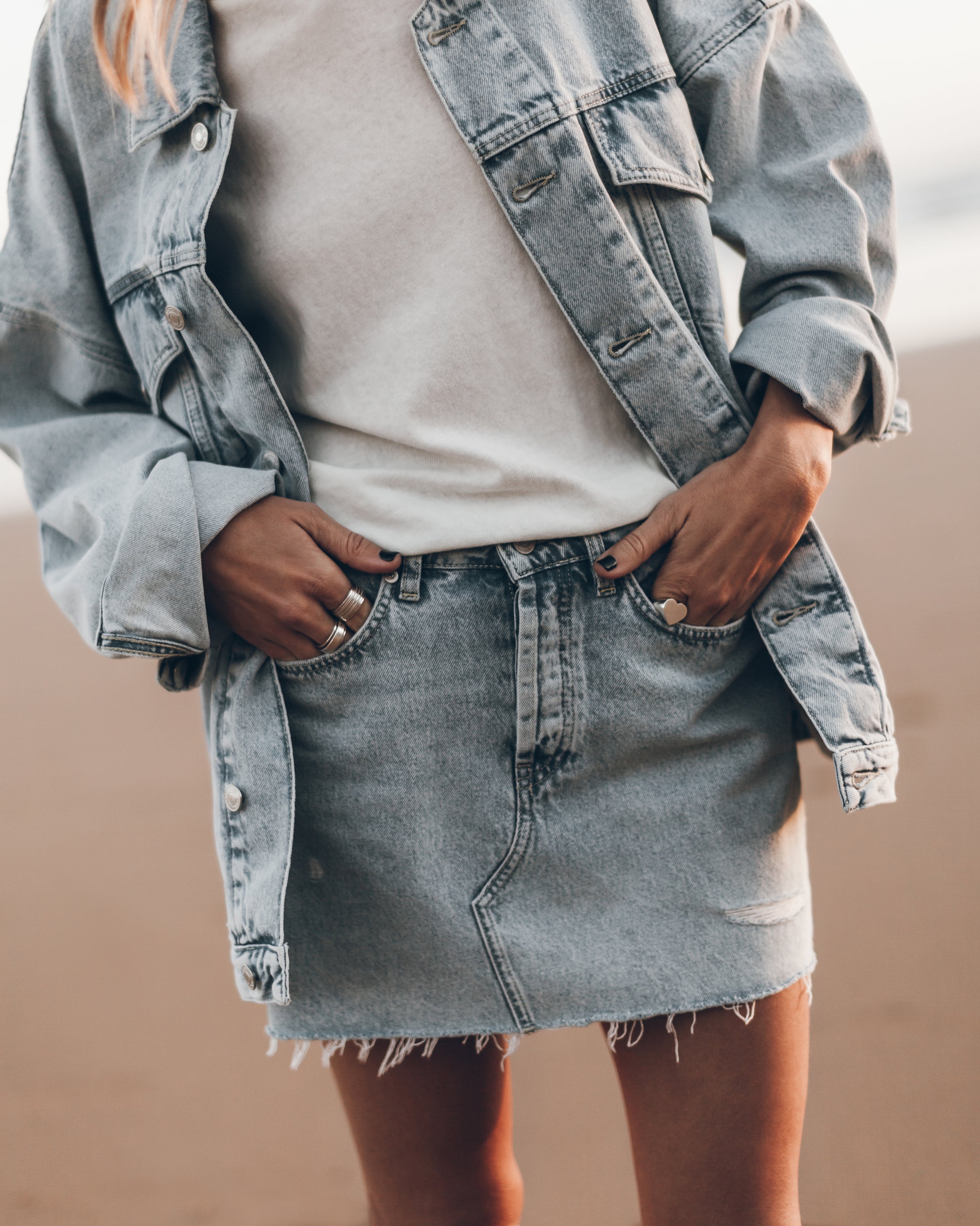 Blue Oversized Denim Jacket Blue Denim Skirt Off White Dry Cotton Vintage Shirt - Product photo
