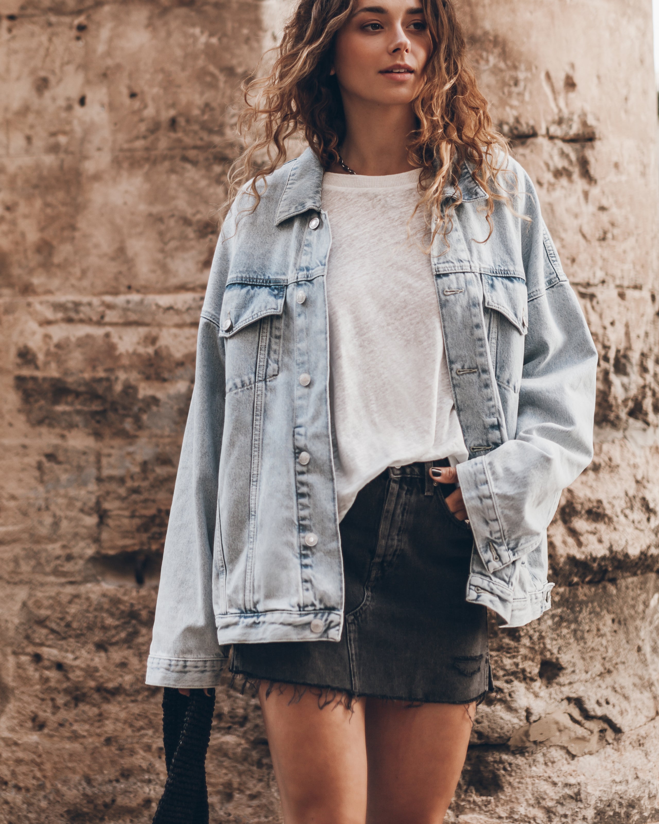 Blue Oversized Denim Jacket White Loose Linen Shirt Black Denim Skirt - Product photo