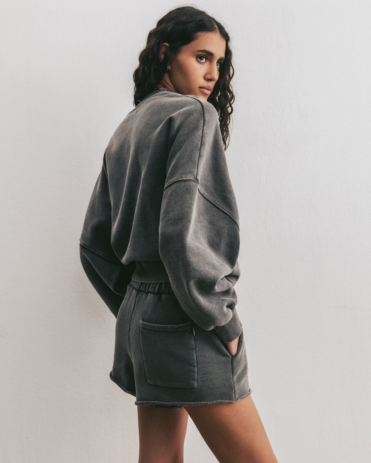 Dark Faded Club Standard Sweater Dark Faded Standard Shorts - Product photo
