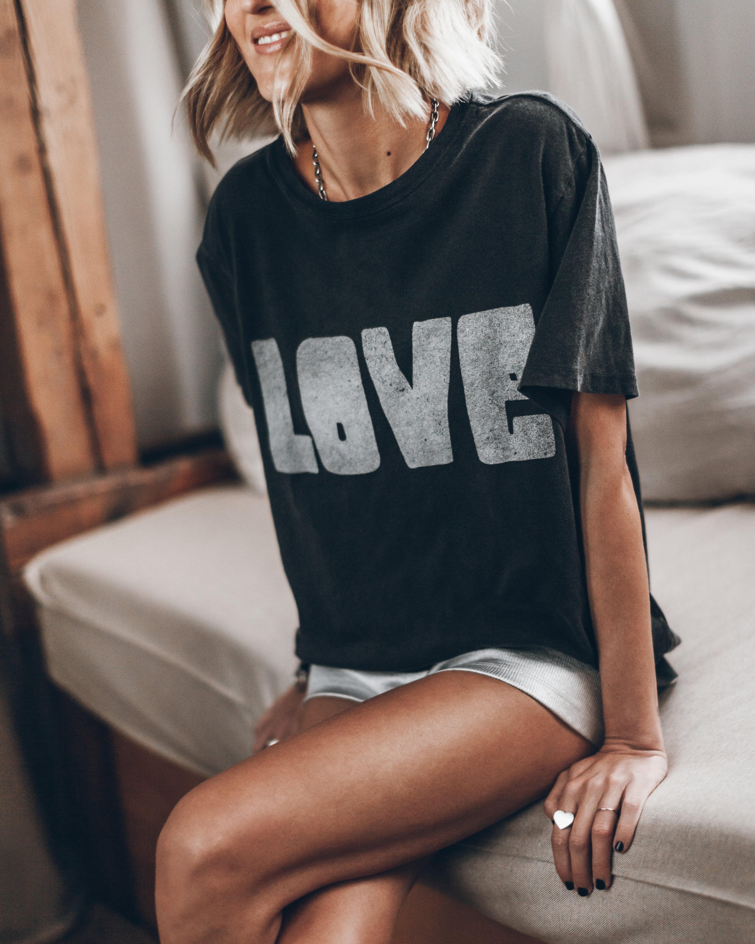 Dark Love Relaxed Shirt Silver Coated Ribbed Shorts - Product photo