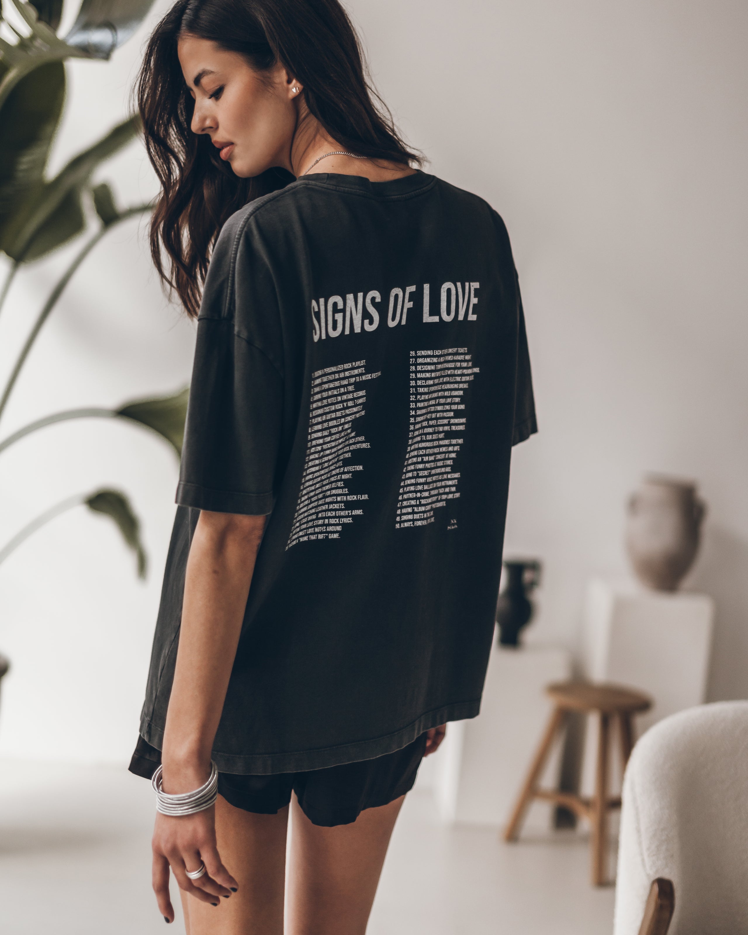 Dark Love Signs Unisex Shirt Black Silk Boxer Shorts - Product photo
