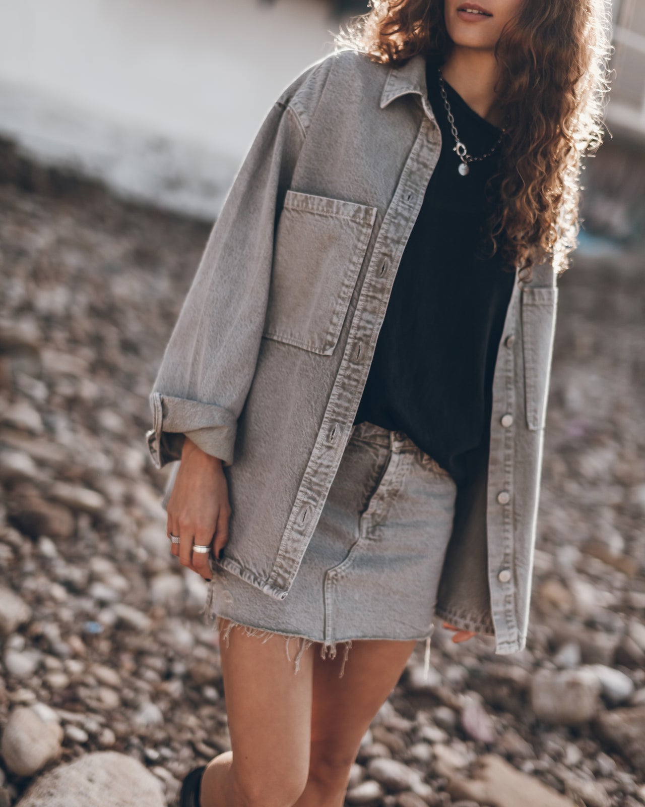 Khaki Faded Denim Overshirt Skirt Dark Dry Cotton Vintage Shirt Black Laced Leather Boots - Produ...