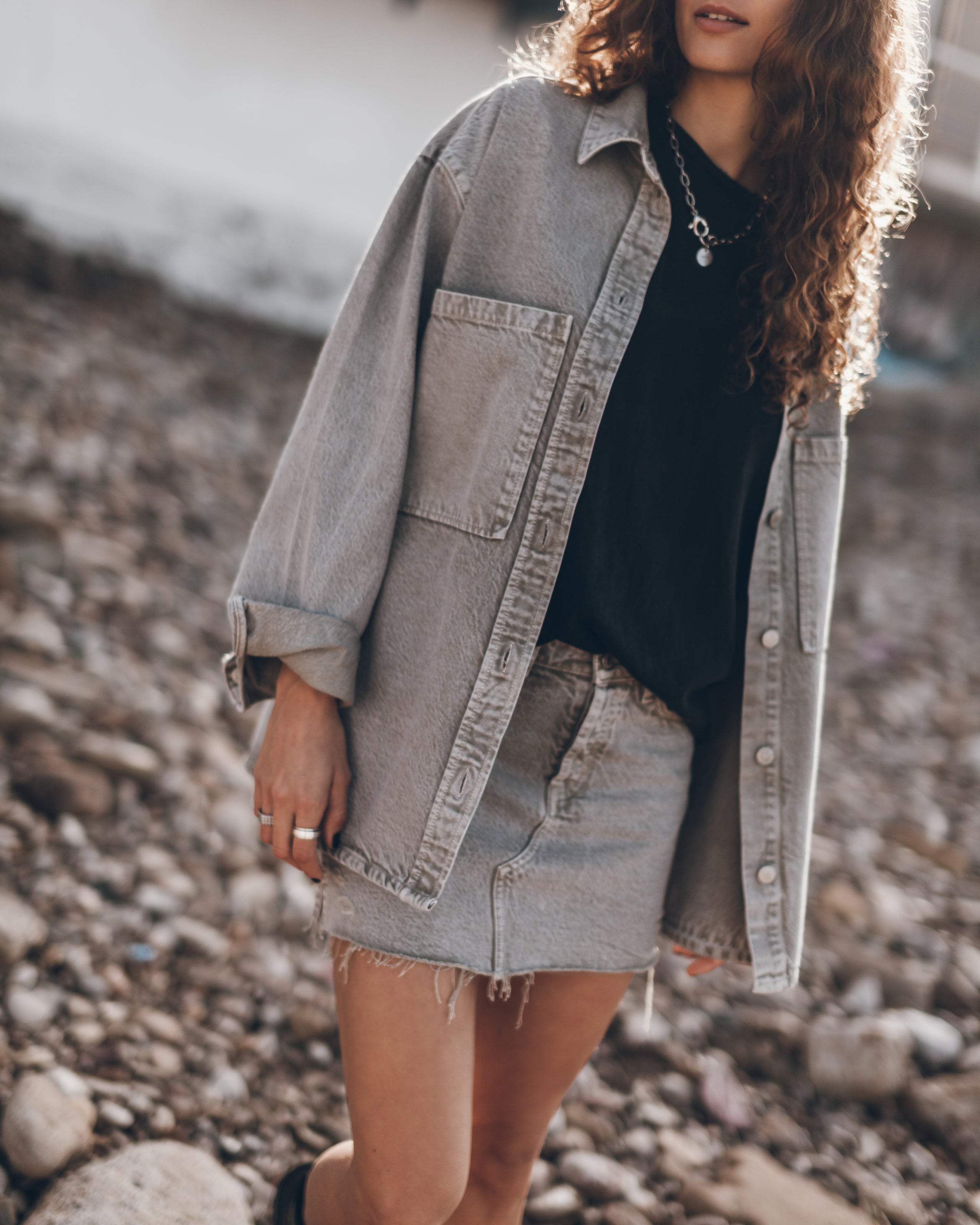 Khaki Faded Denim Overshirt Skirt Dark Dry Cotton Vintage Shirt Black Laced Leather Boots - Produ...