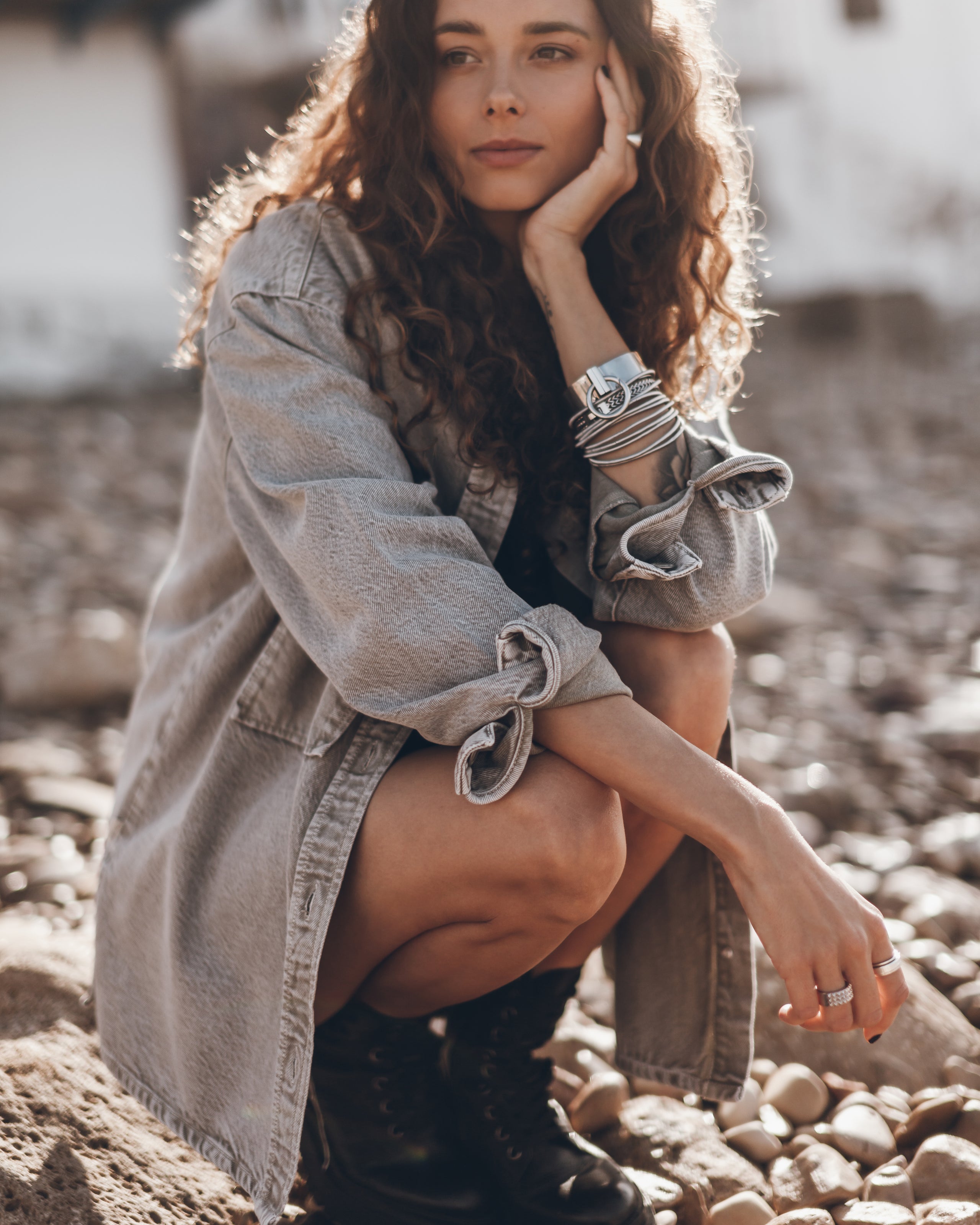 Khaki Faded Denim Overshirt Skirt Dark Dry Cotton Vintage Shirt Black Laced Leather Boots - Produ...