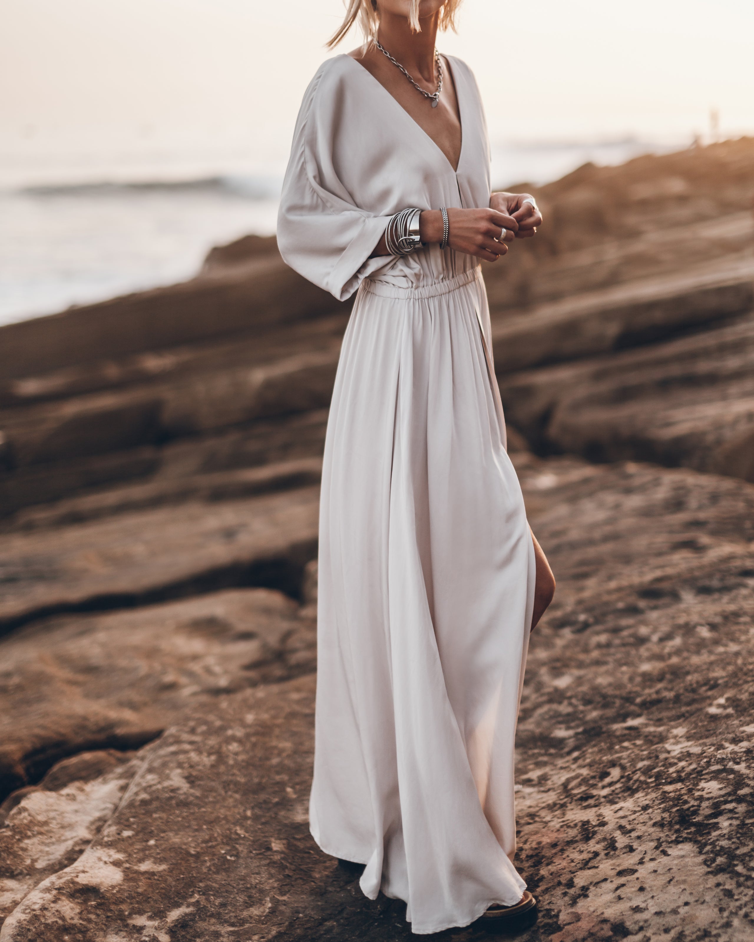 Light Long Chill Dress - Product photo