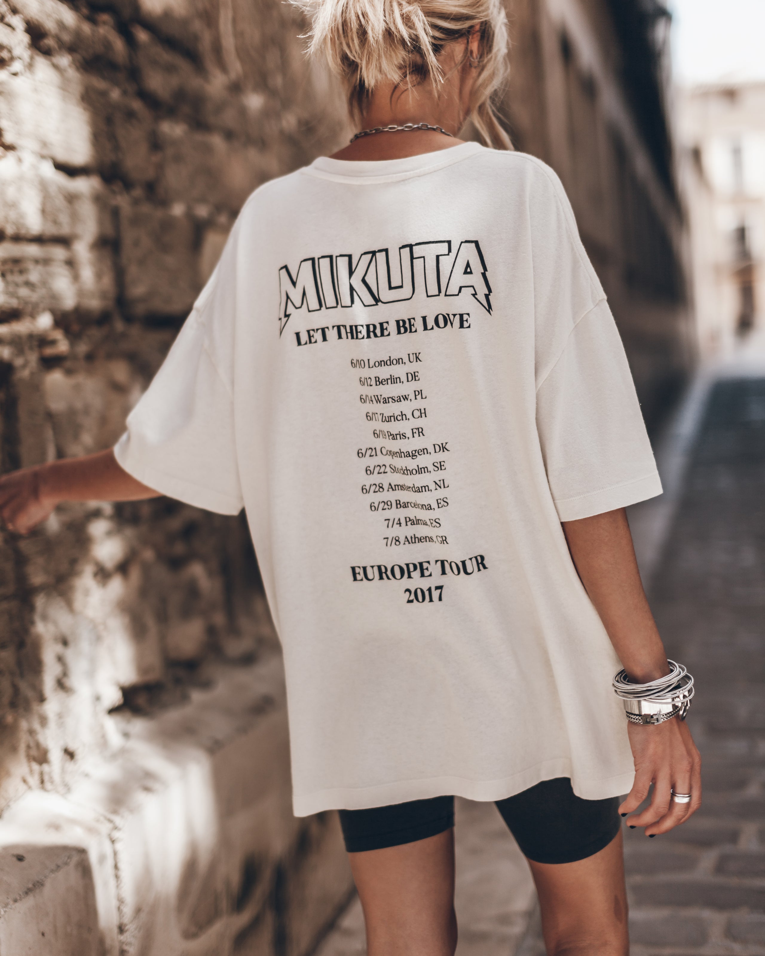 Off White Rock Vintage Unisex Shirt Dark Base Biker Shorts - Product photo