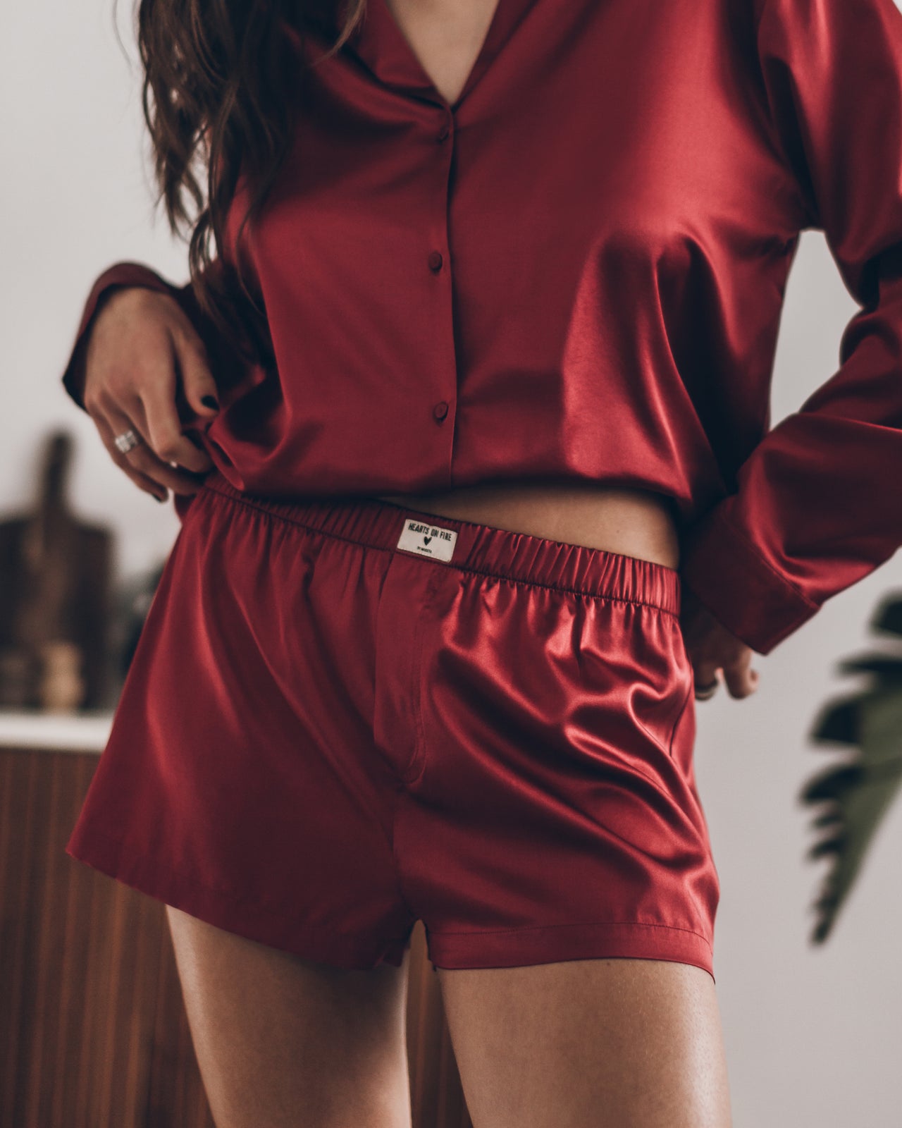 Red Silk Shirt Red Silk Boxer Shorts - Product photo