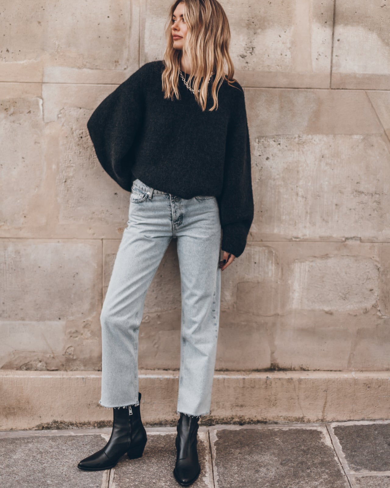 The Blue Cropped Straight Jeans