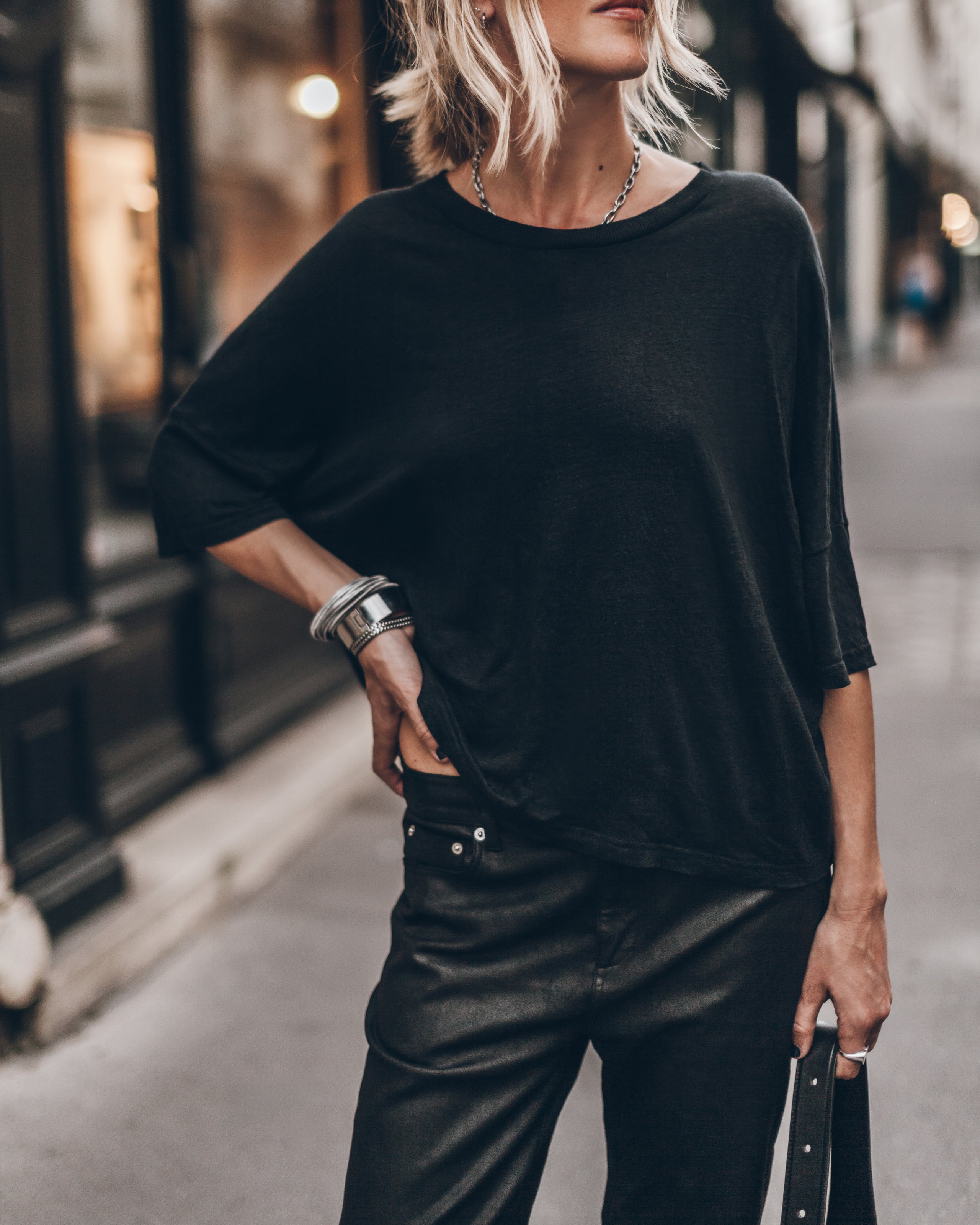 The Black Loose Linen T-Shirt