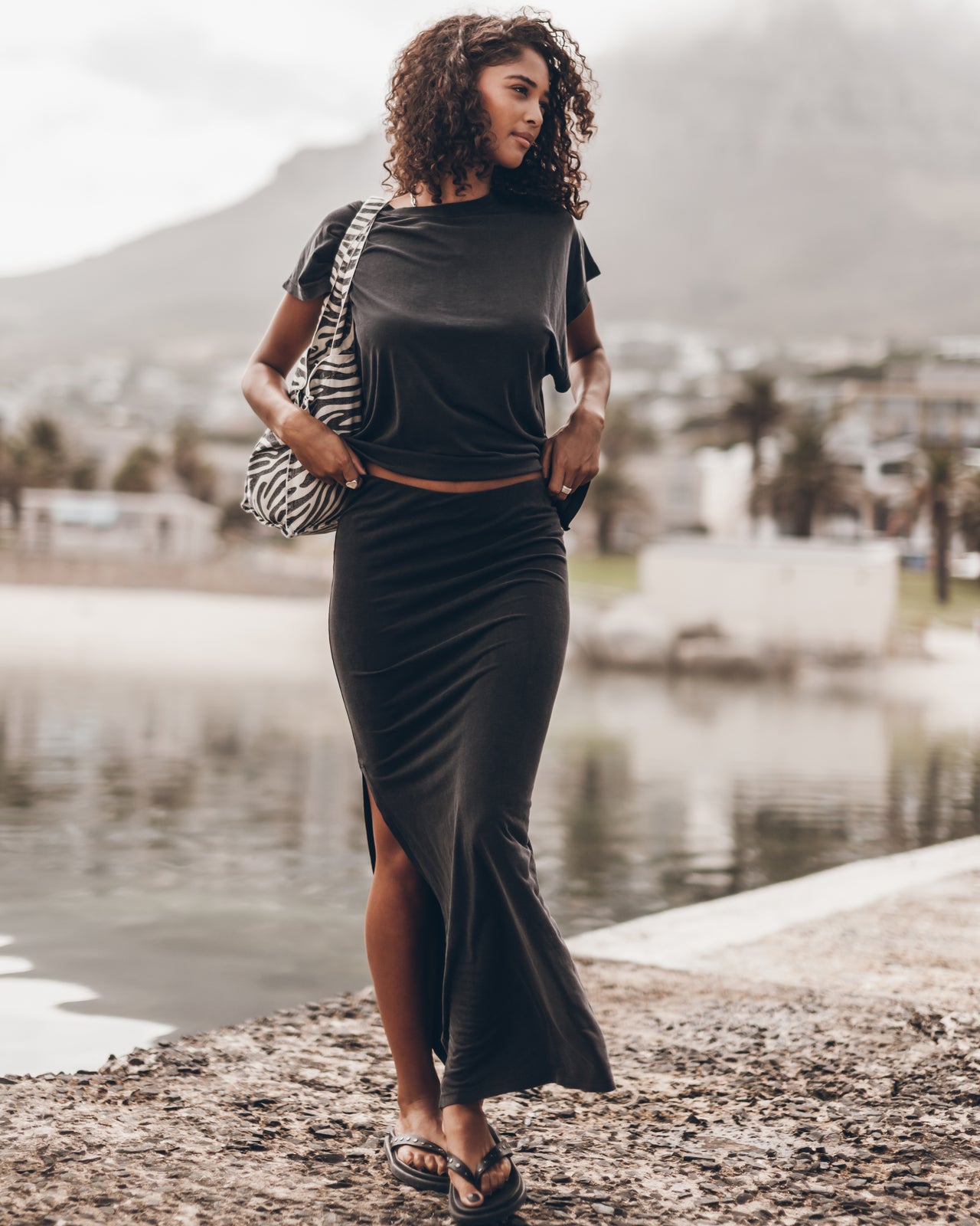 The Dark Batwing Shirt The Dark Long Skirt The Zebra Small Canvas Bag - Product photo