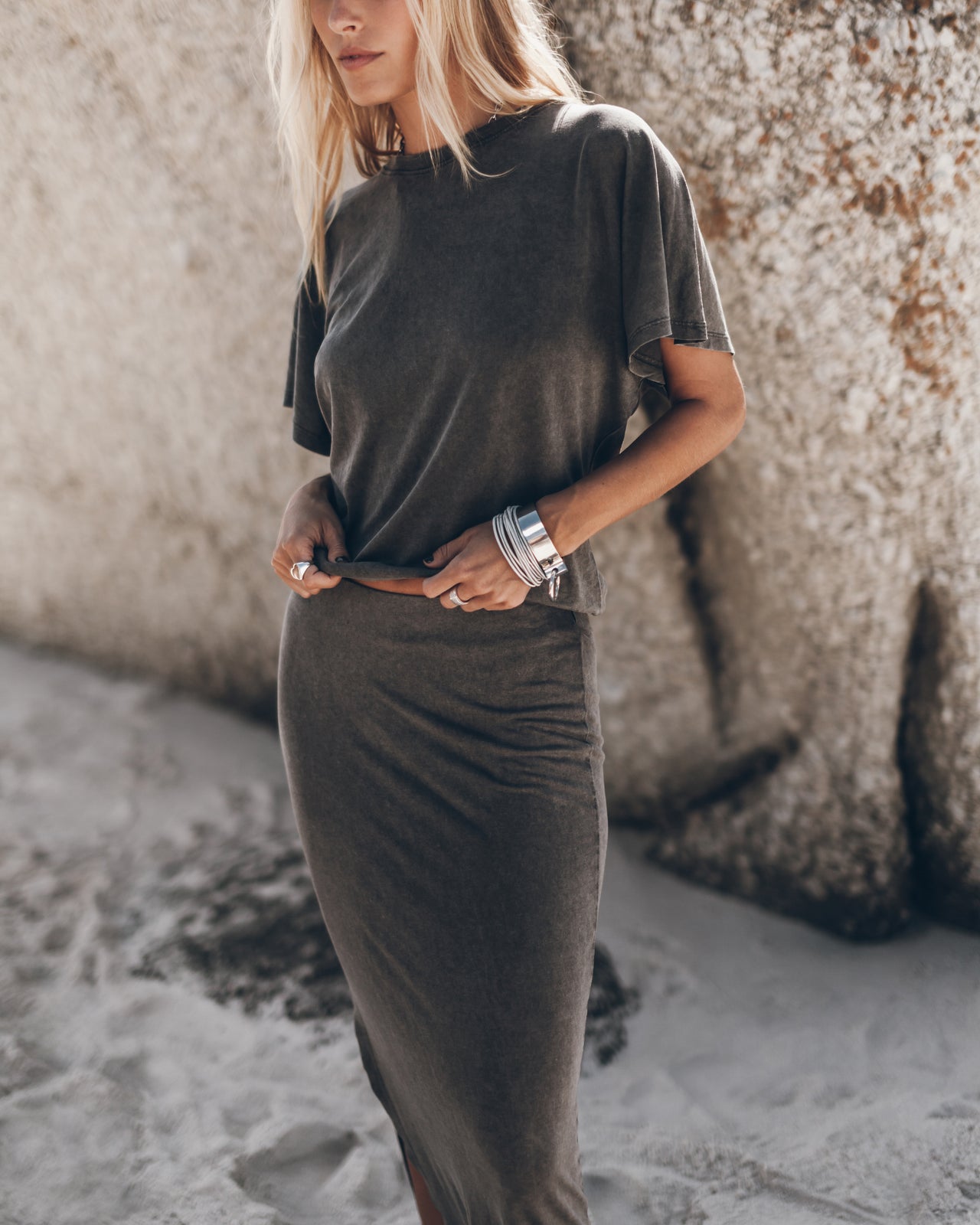 The Dark Faded Bat Shirt The Dark Faded Long Skirt - Product photo