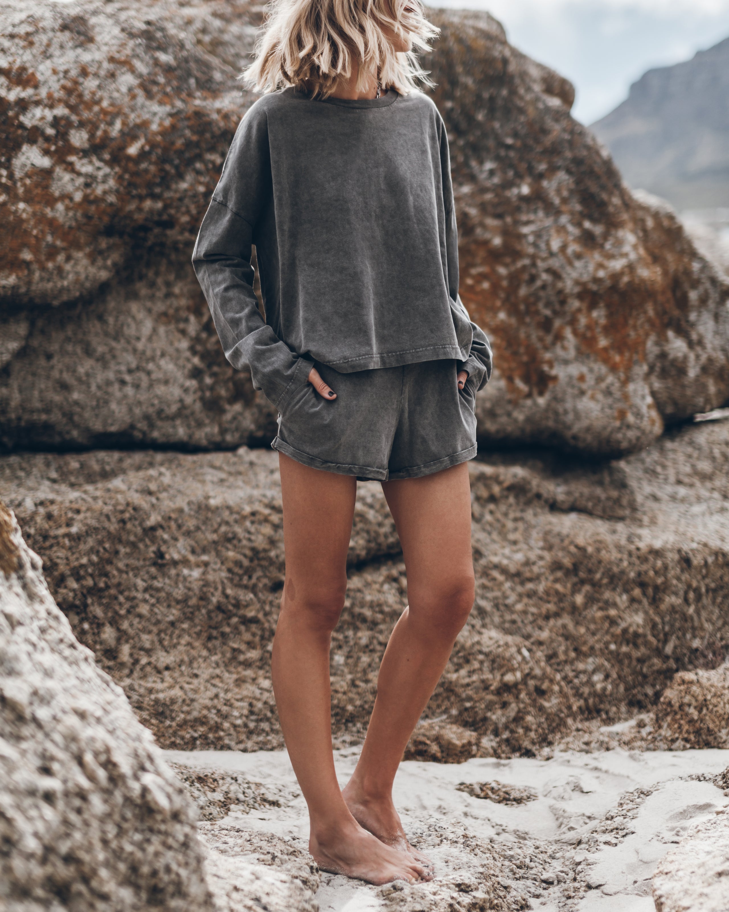 The Dark Faded Loose Cotton Longsleeve The Dark Faded Cotton Shorts - Product photo
