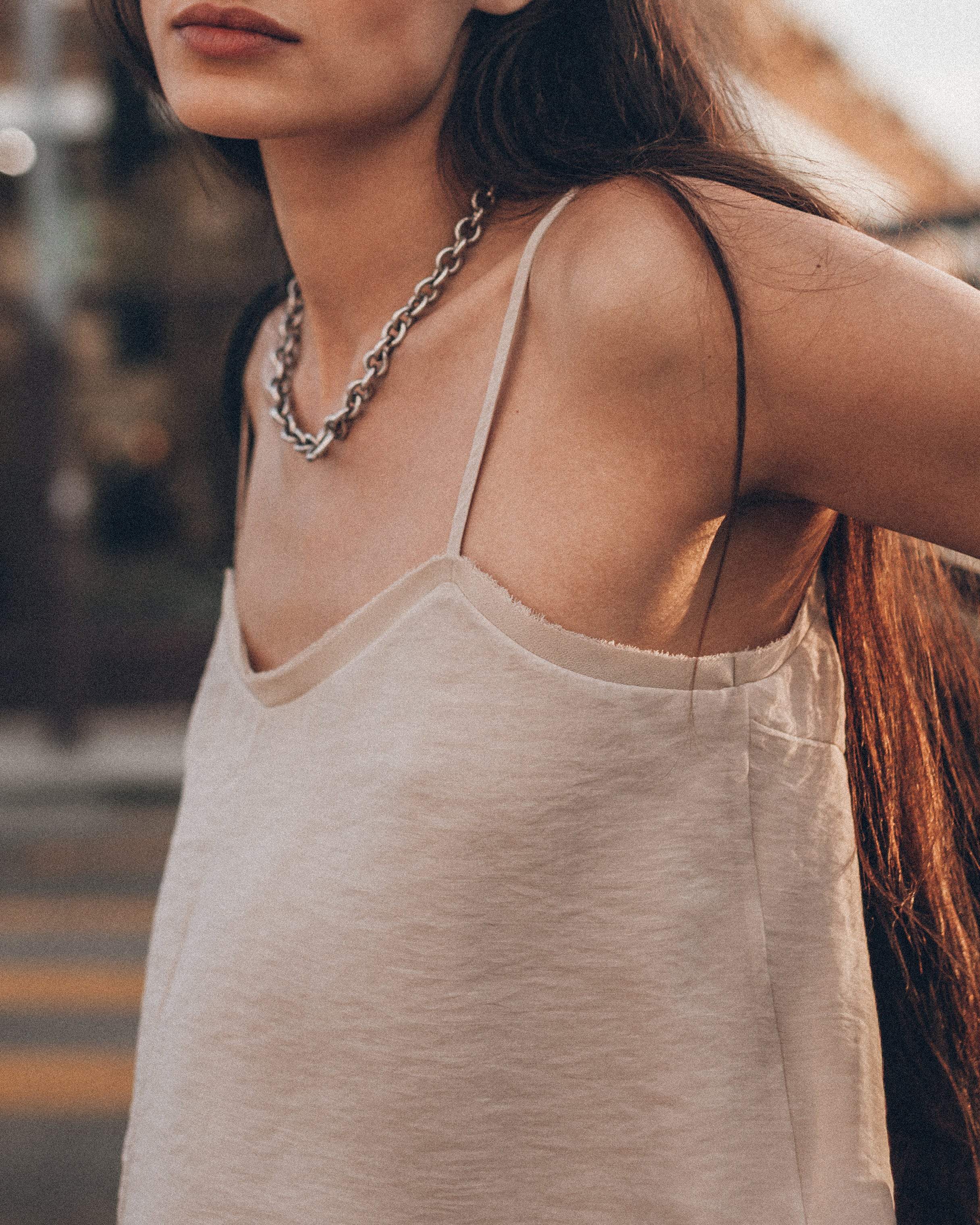 The Ecru Chill Top The Chunky Chain Necklace Los Angeles California Danielle - Product photo
