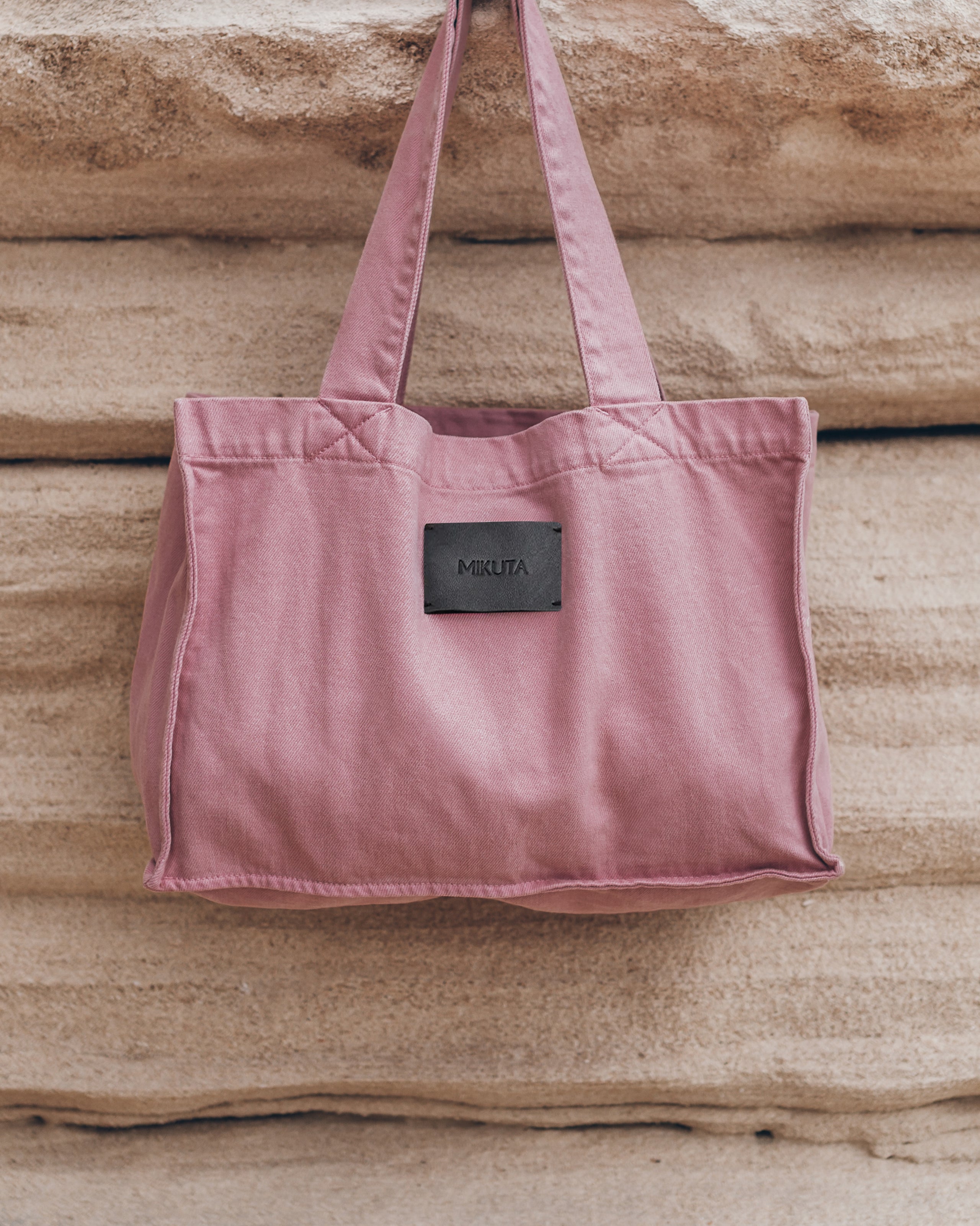 The Pink Small Canvas Bag - Product photo