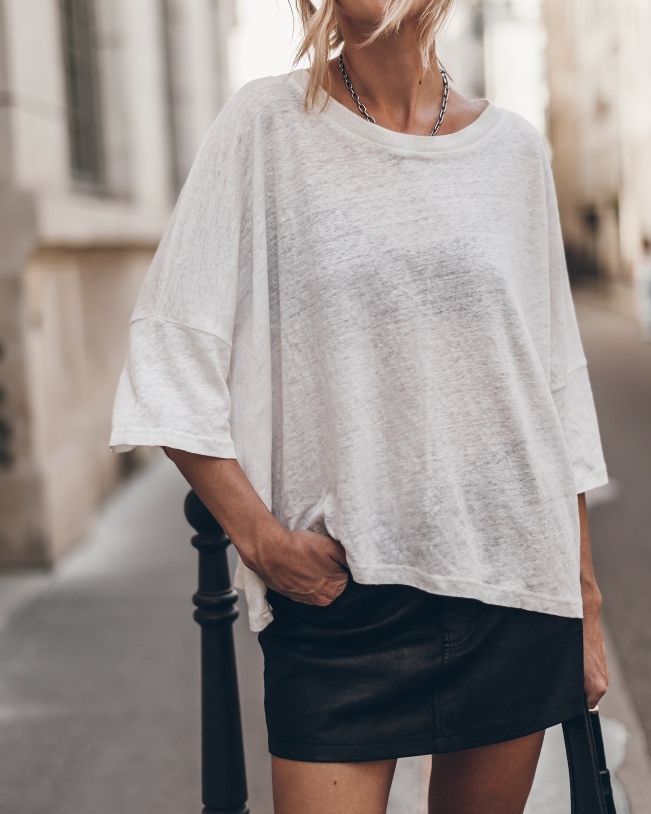 The White Loose Linen T-Shirt