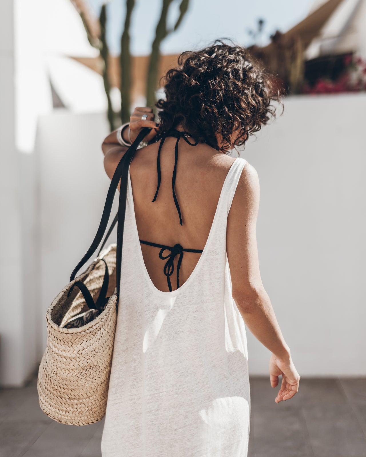 The White Low Back Linen Tank Dress The Black Leather Buckle Sandals The Large Cesta Bag Guindi -...