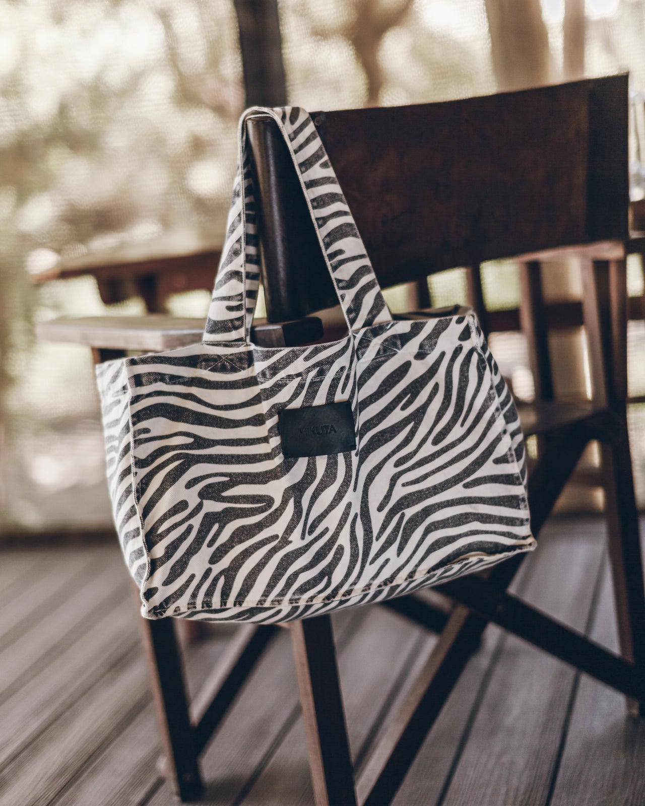 The Zebra Small Canvas Bag - Product photo
