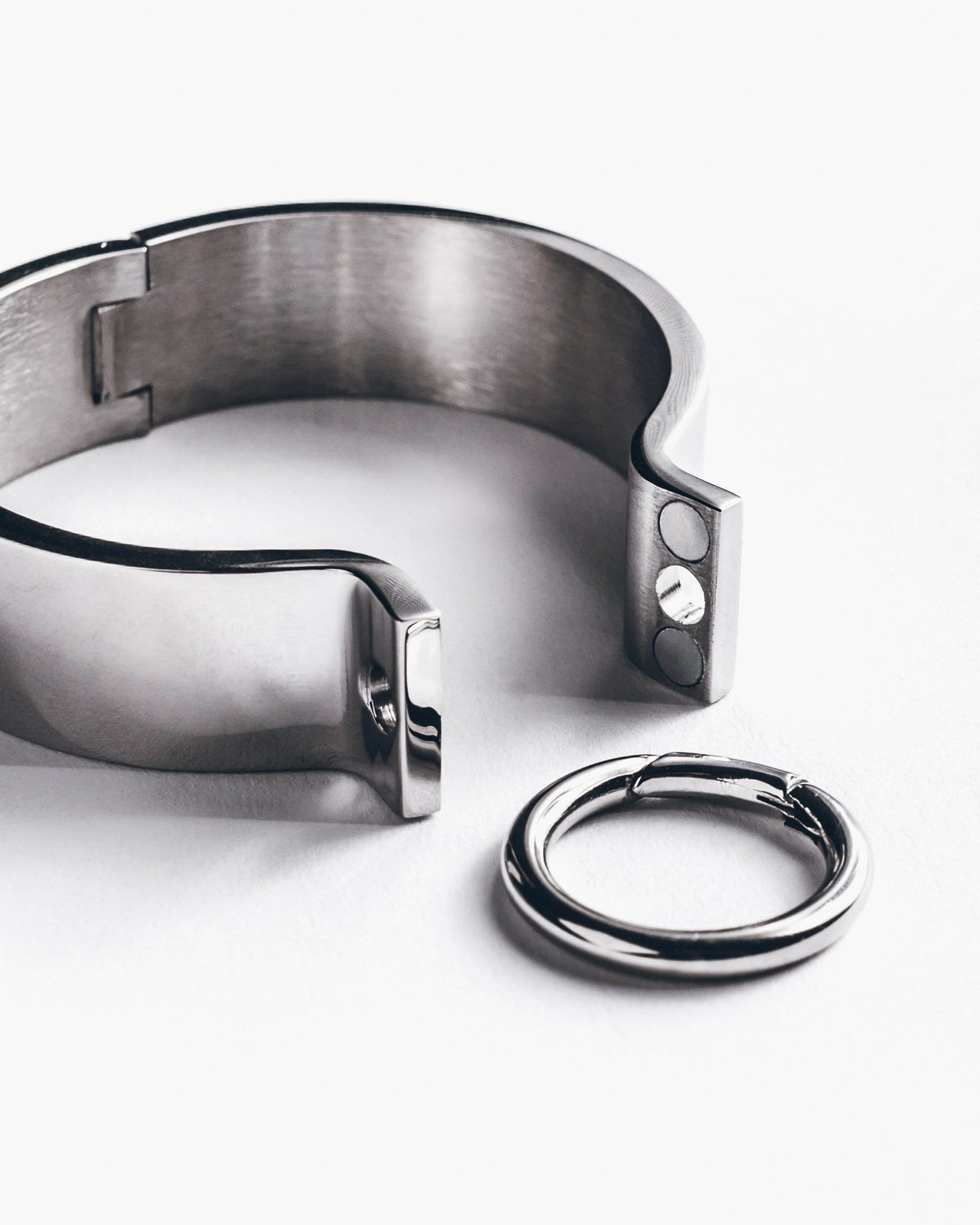 Jewelry Cuff - Product photo