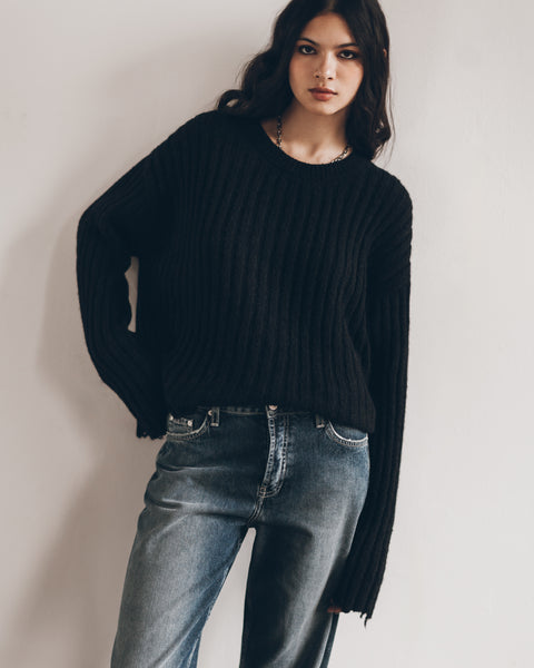 mikuta-black-destroyed-knitted