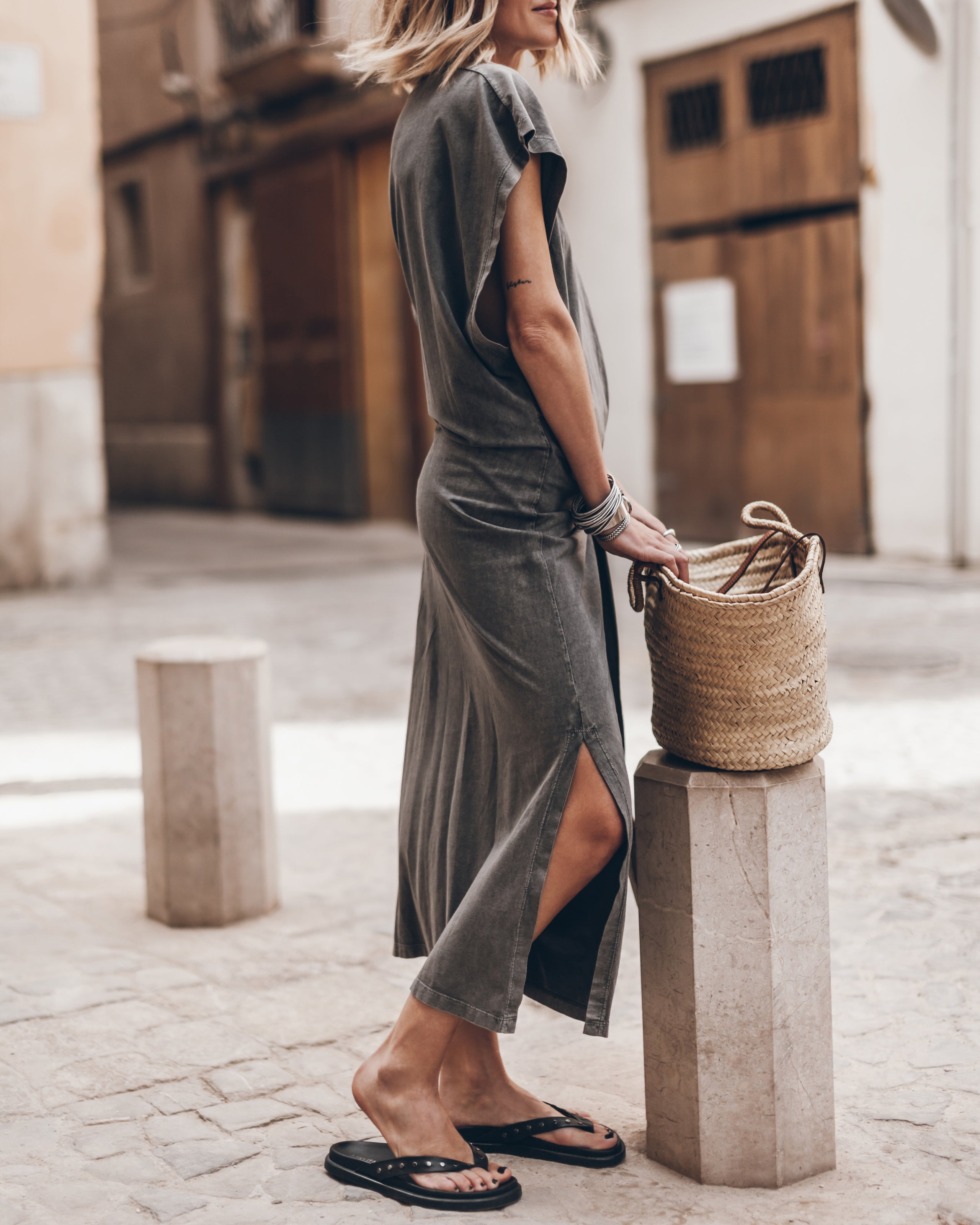 The Dark Faded Knotted Batwing Dress