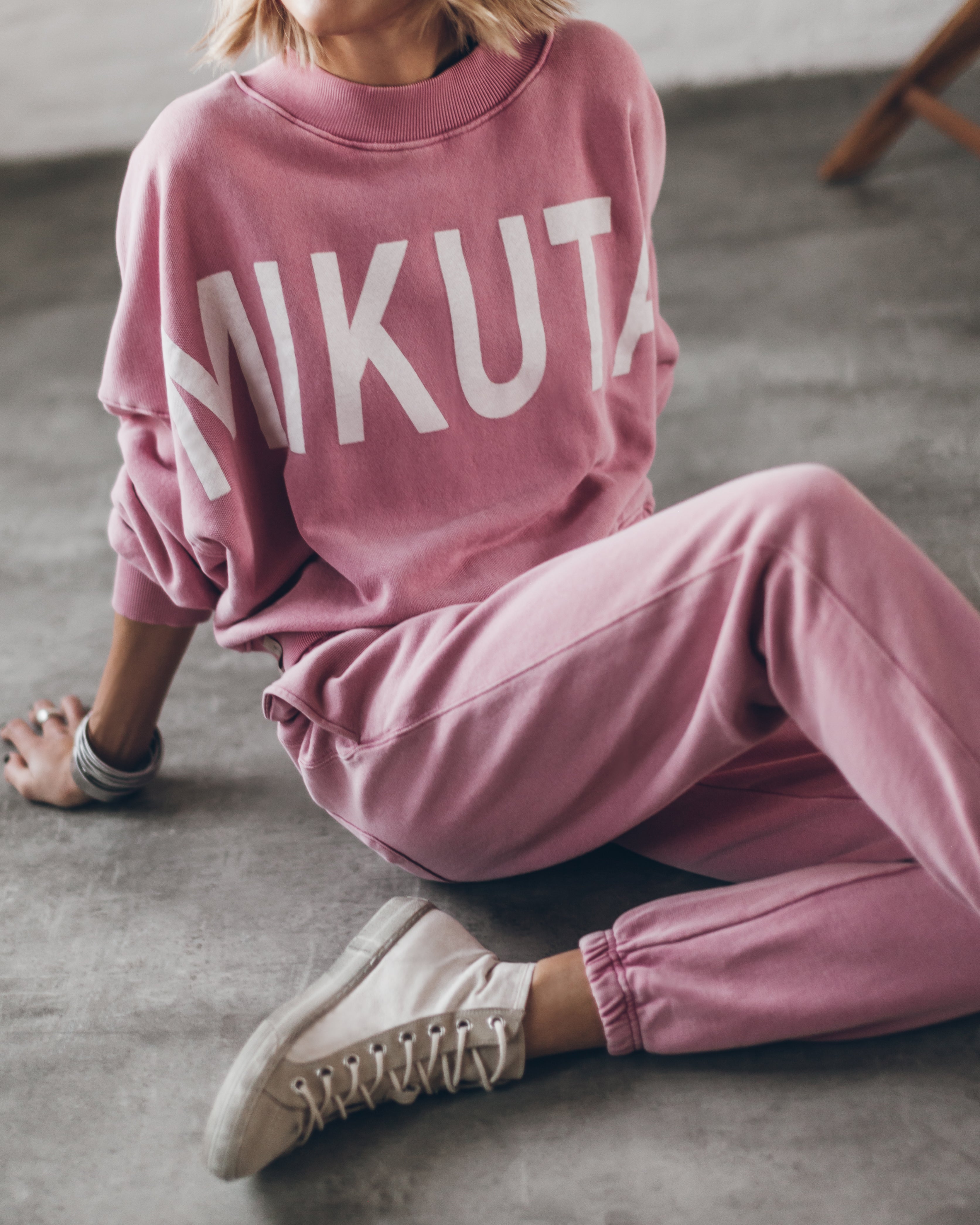 The Pink Mikuta Joggers – MIKUTA