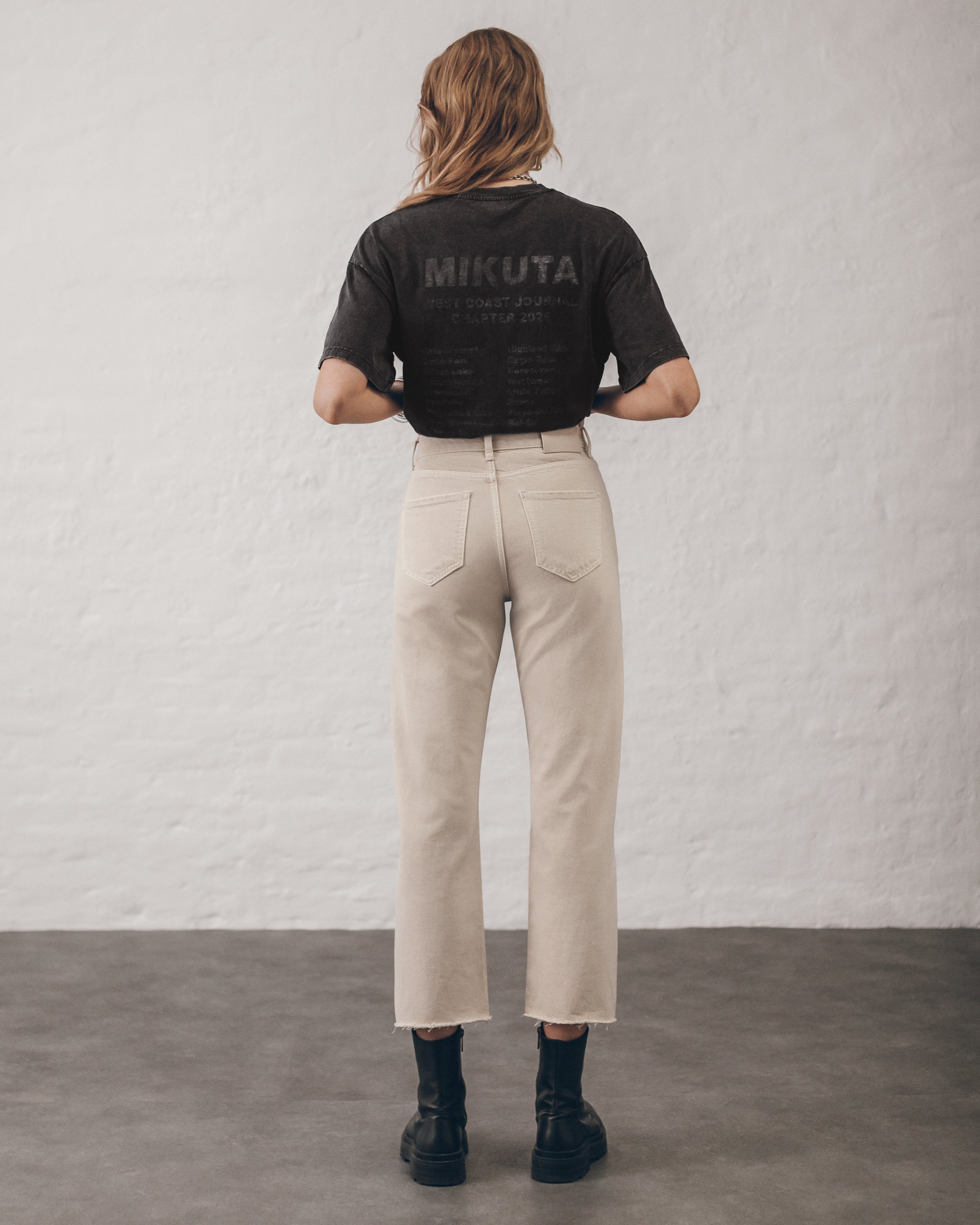 The Beige Cropped Straight Jeans