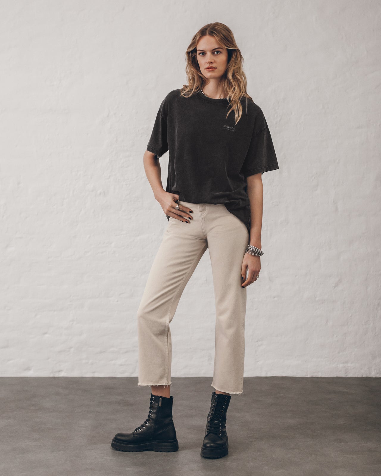 The Beige Cropped Straight Jeans