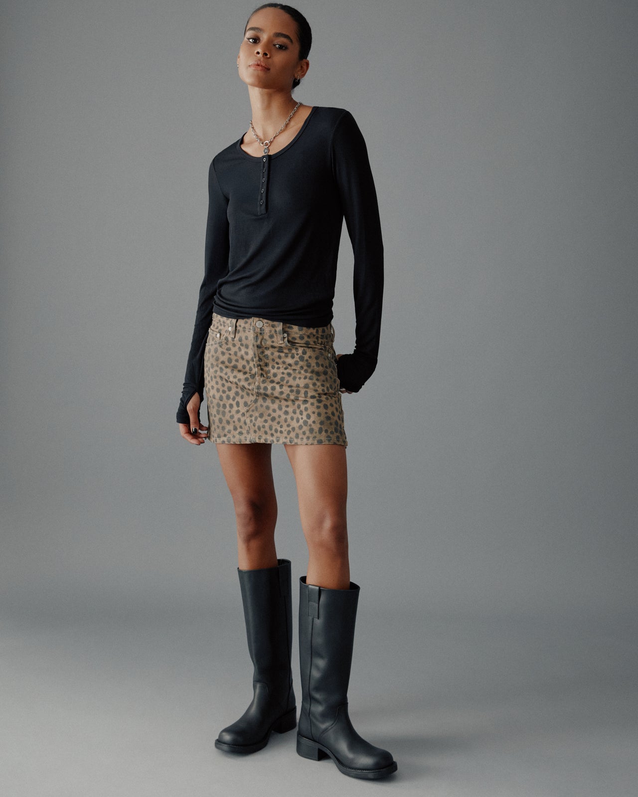 The Black Buttoned Ribbed Longsleeve