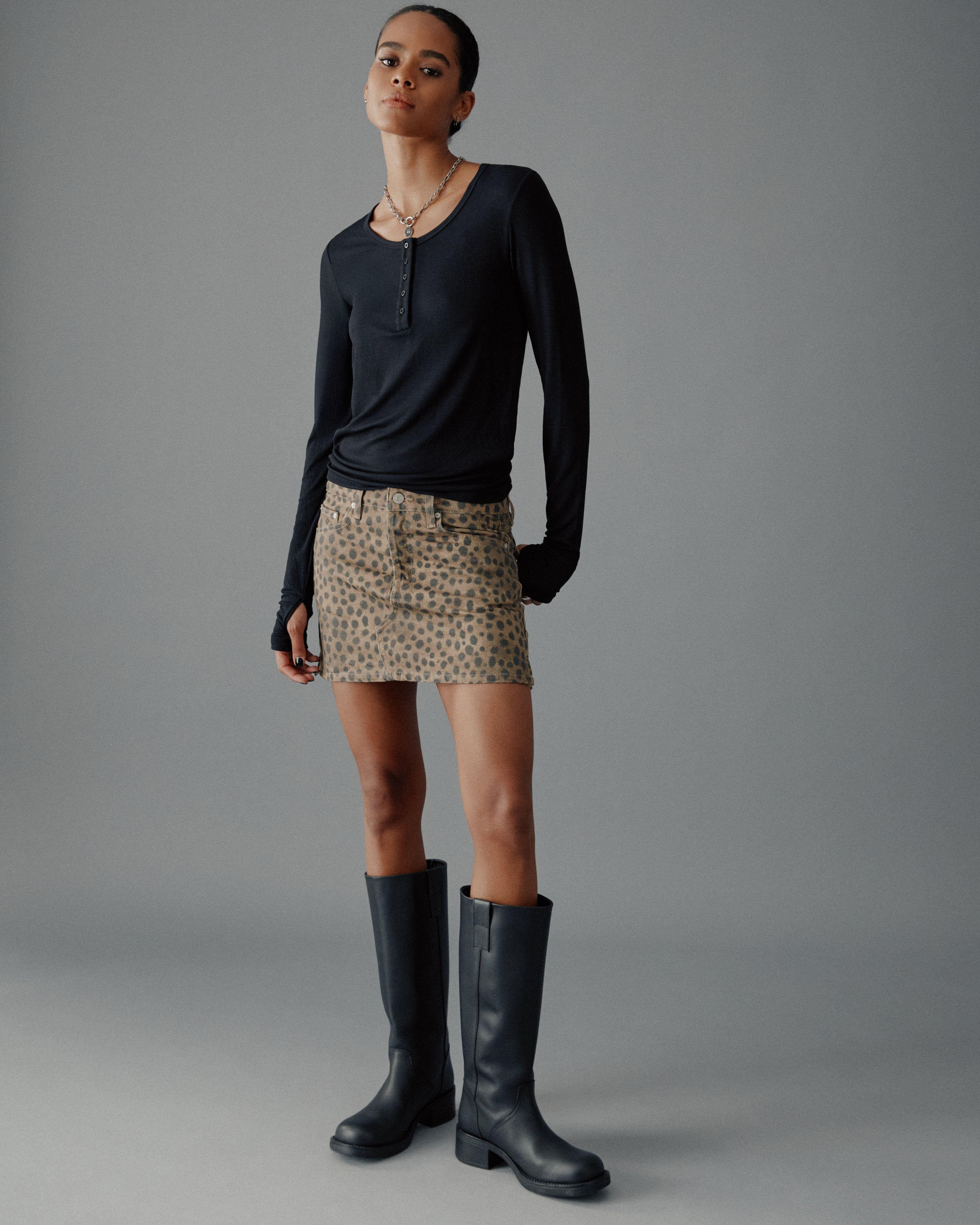 The Black Buttoned Ribbed Longsleeve