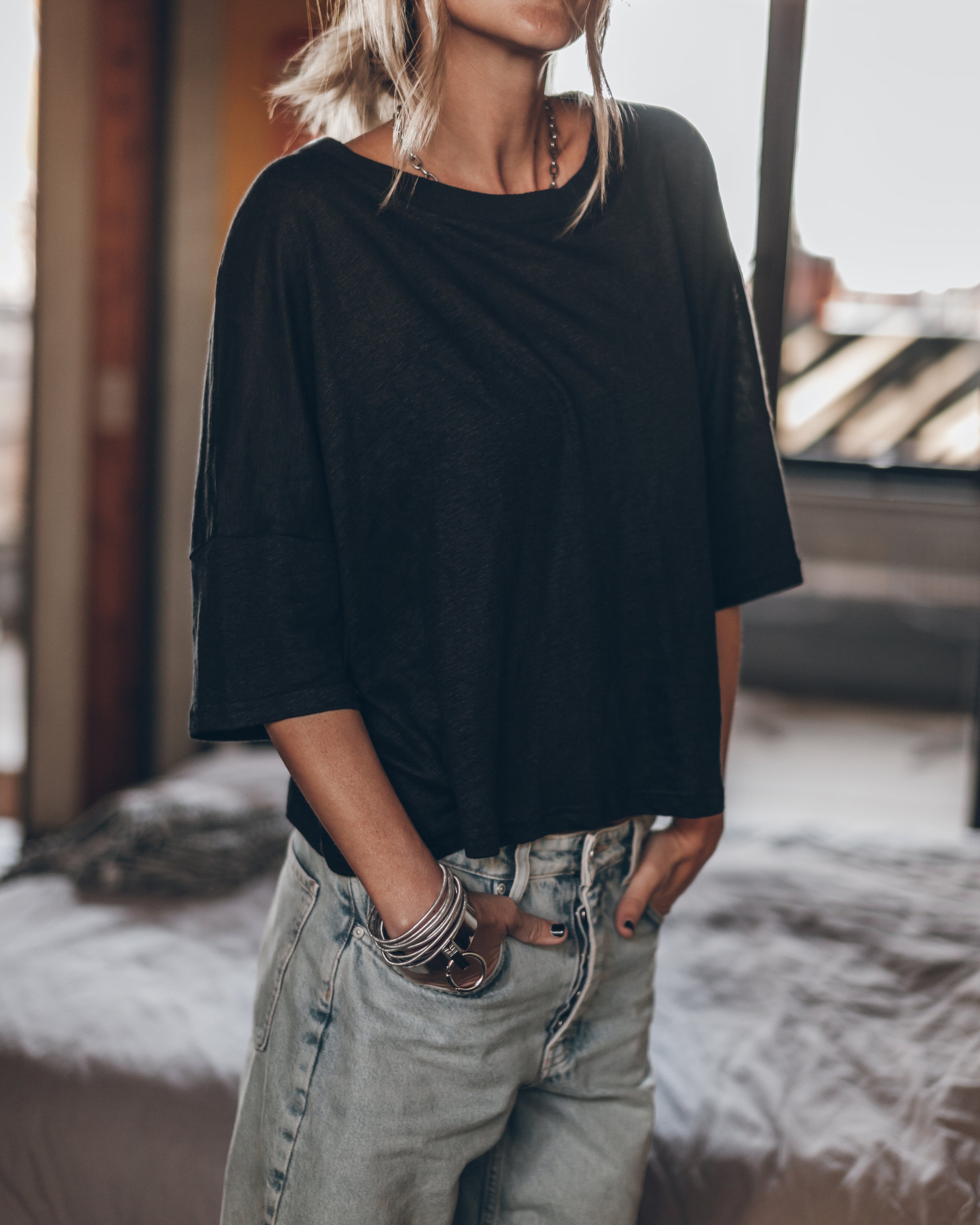The Black Loose Linen T-Shirt