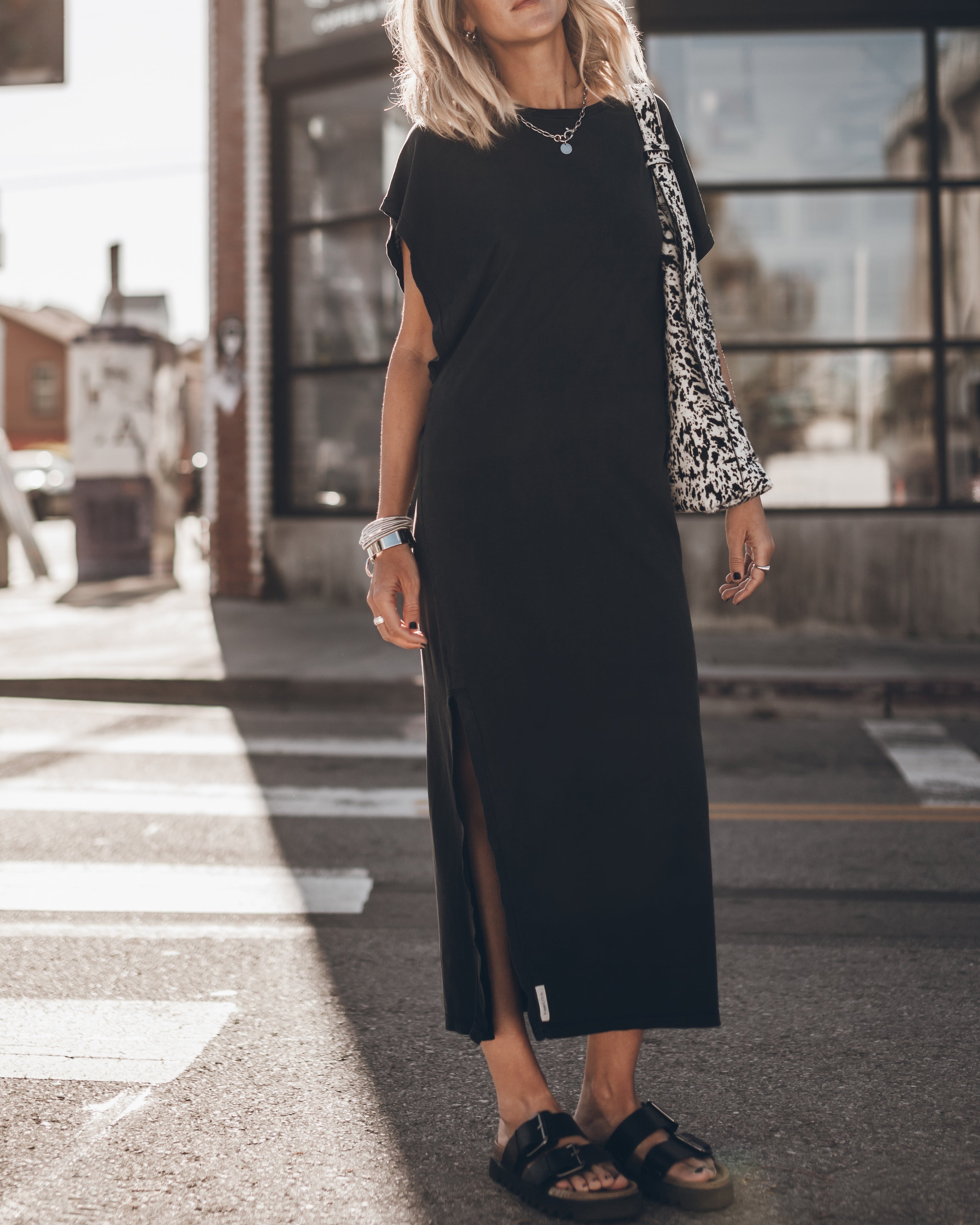 MIKUTA | The Dark Long Batwing Dress MIKUTA | The Dark Long Batwing Dress