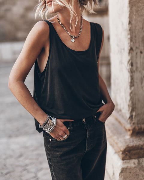 tattaka★ mikuta-the-dark-base-tank-top-