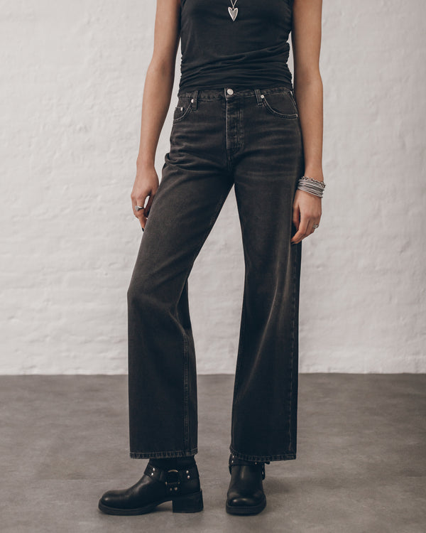 The Black Loose Jeans