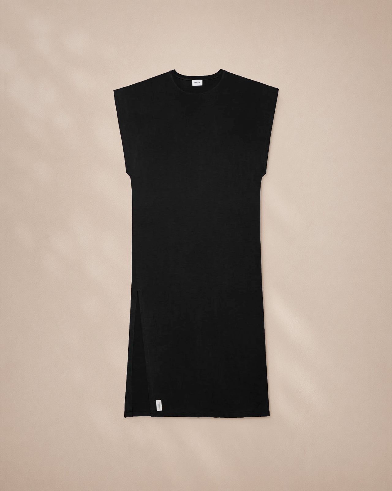 unisex dresses 9 Clothing Brands For Gender Neutral Style 62.5 XL 102 160 66 62.5 sleeveless black unisex dress |