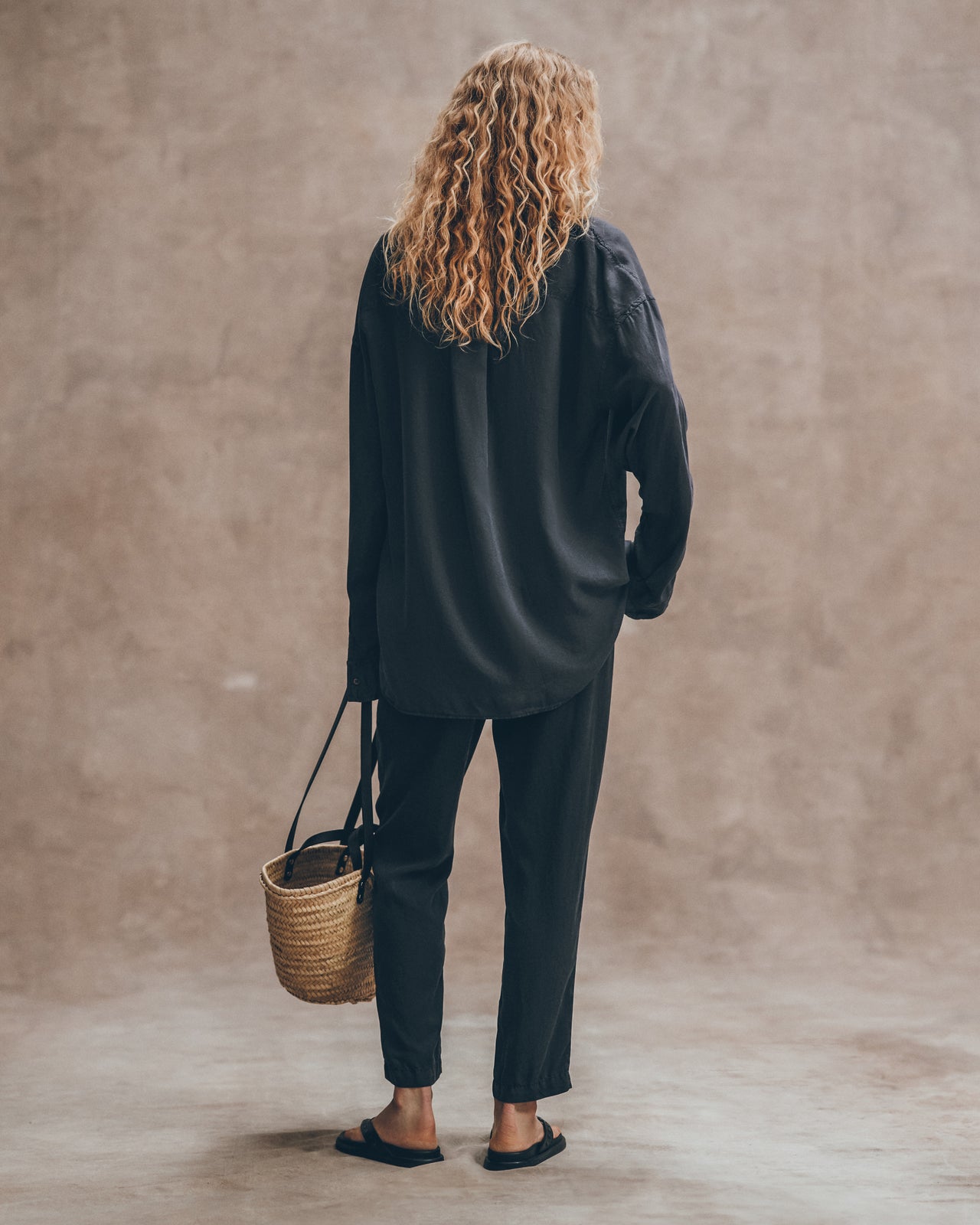 The Dark Loose Lyocell Shirt The Dark Chill Pants The Black Studded Leather Sandals - Product photo