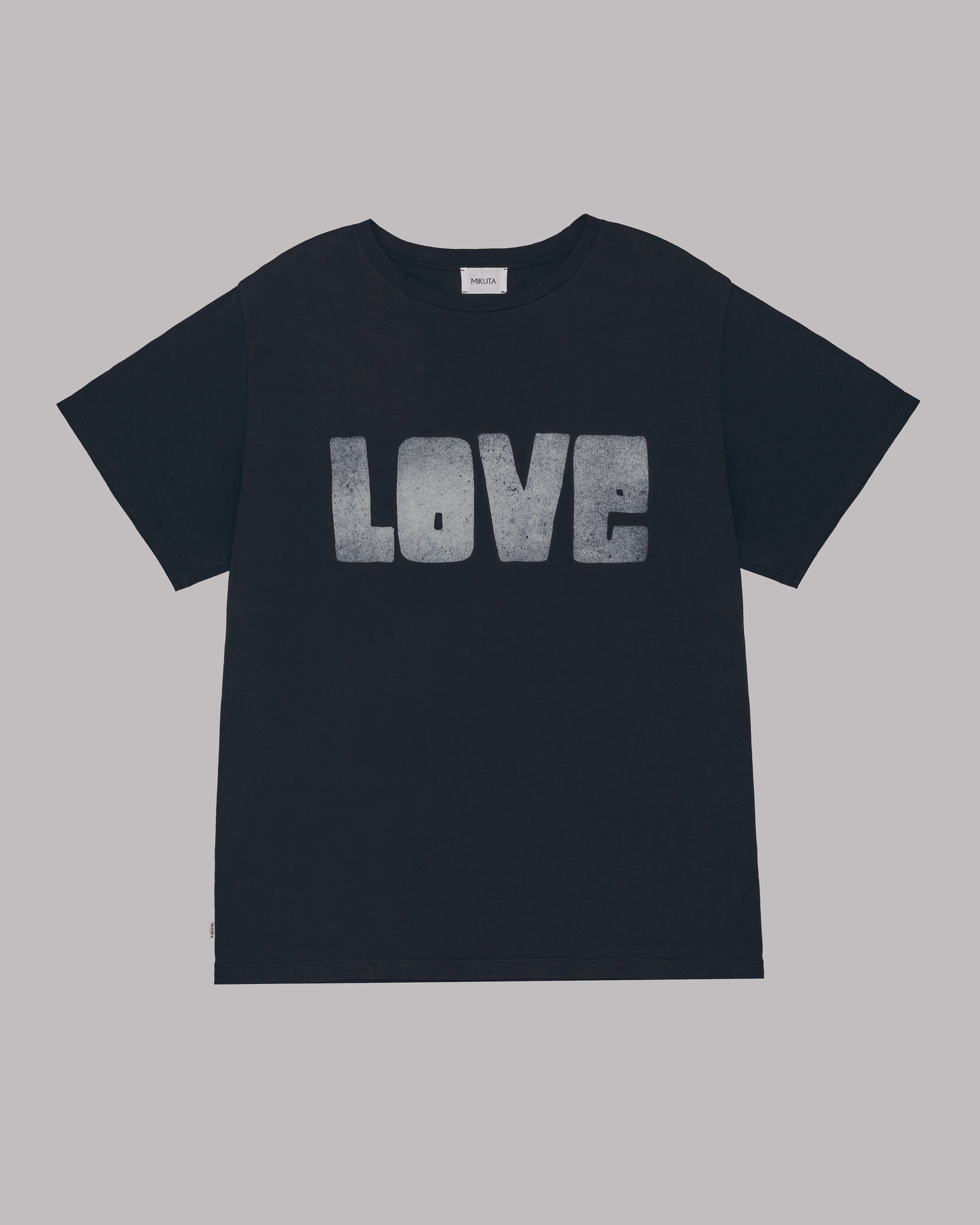 Darktrelaxedlovetshirt - Product photo
