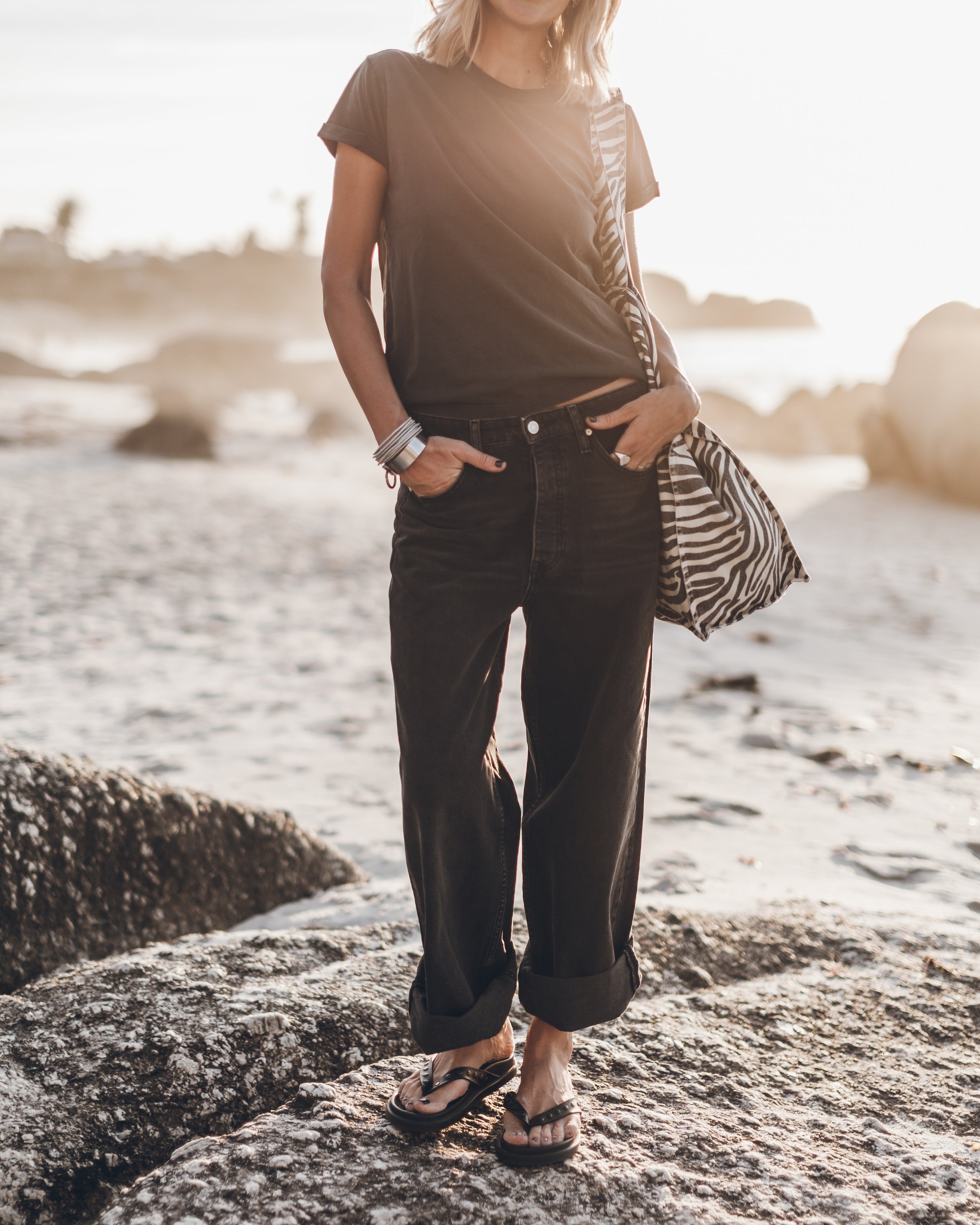 The Black Baggy Jeans