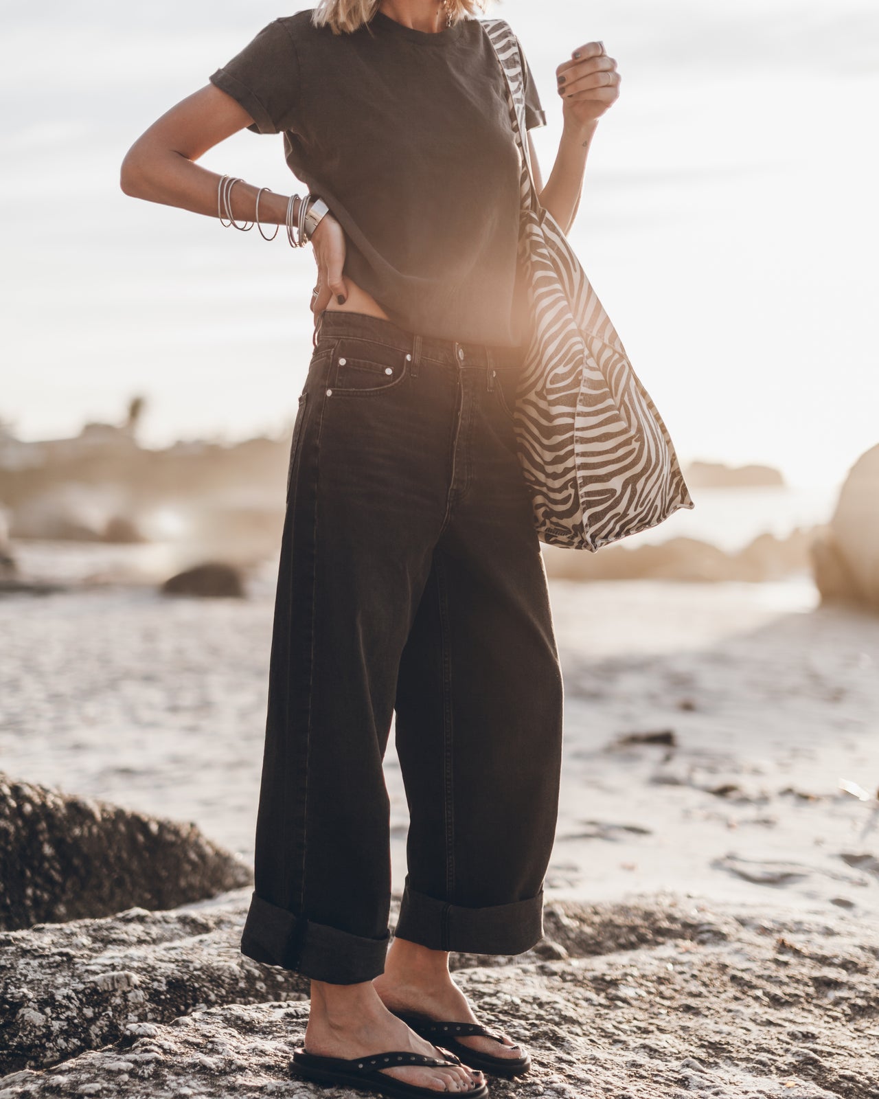 The Black Baggy Jeans