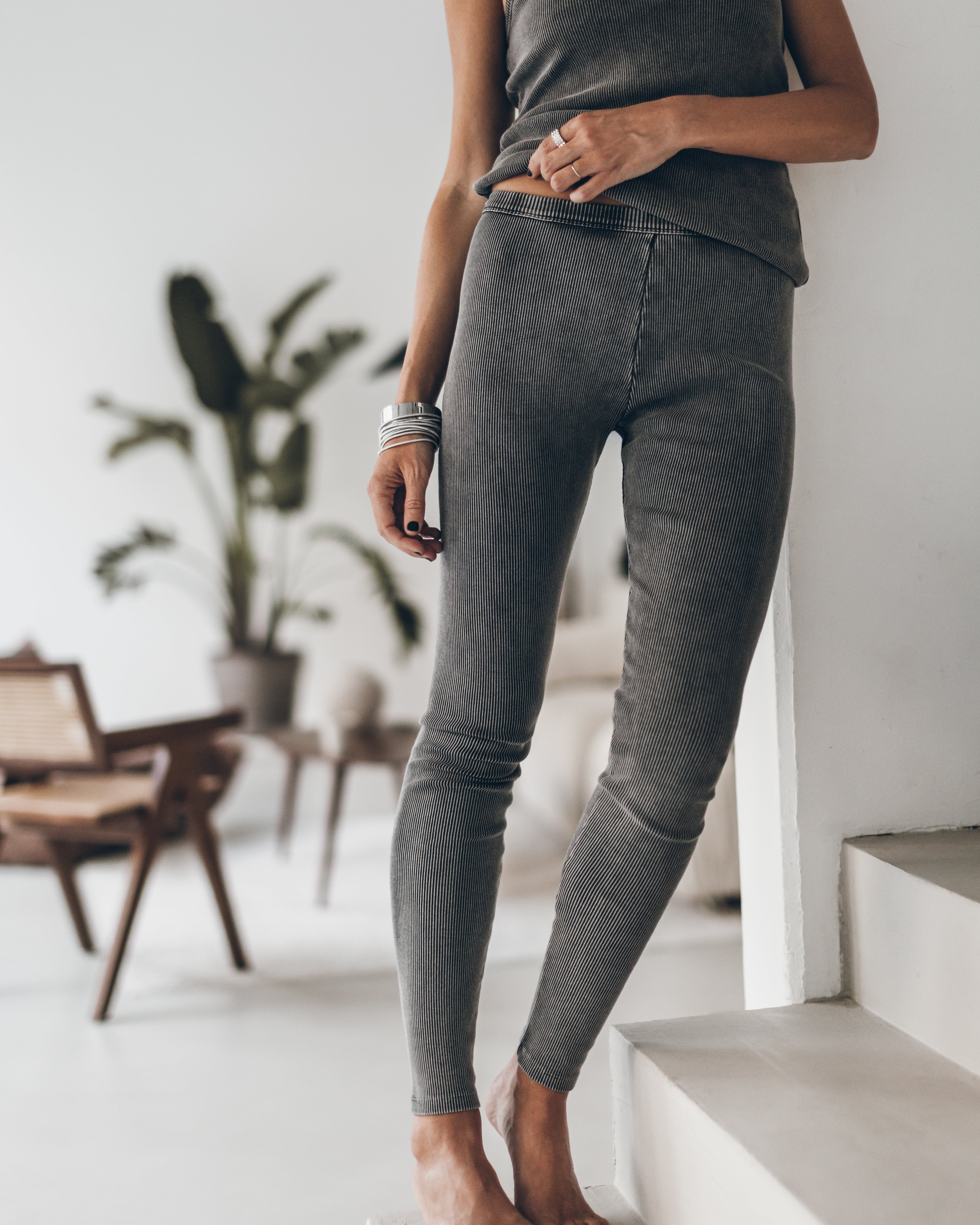 MIKUTA The Dark Ribbed Leggings - Main Image