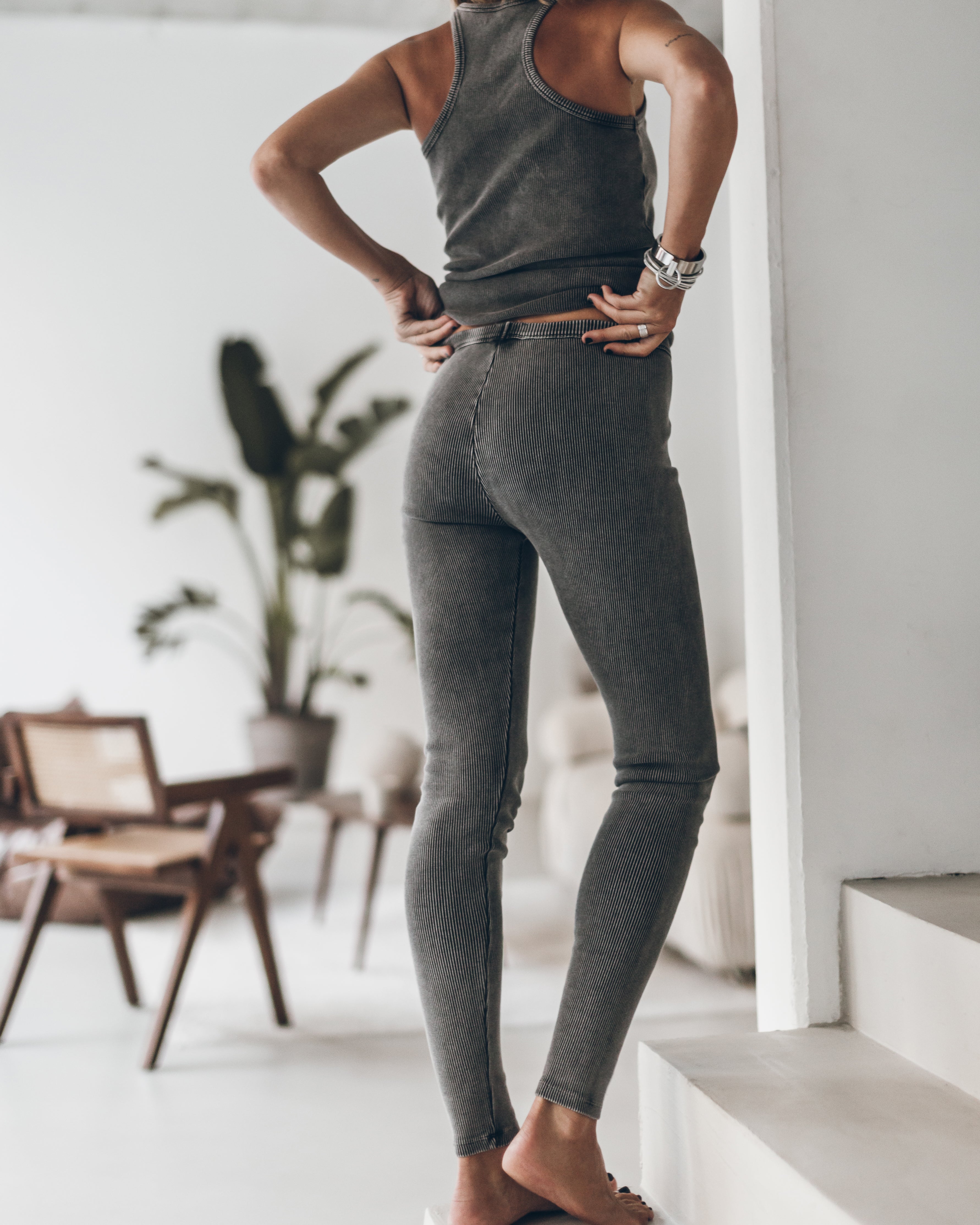 MIKUTA The Dark Ribbed Leggings - Main Image