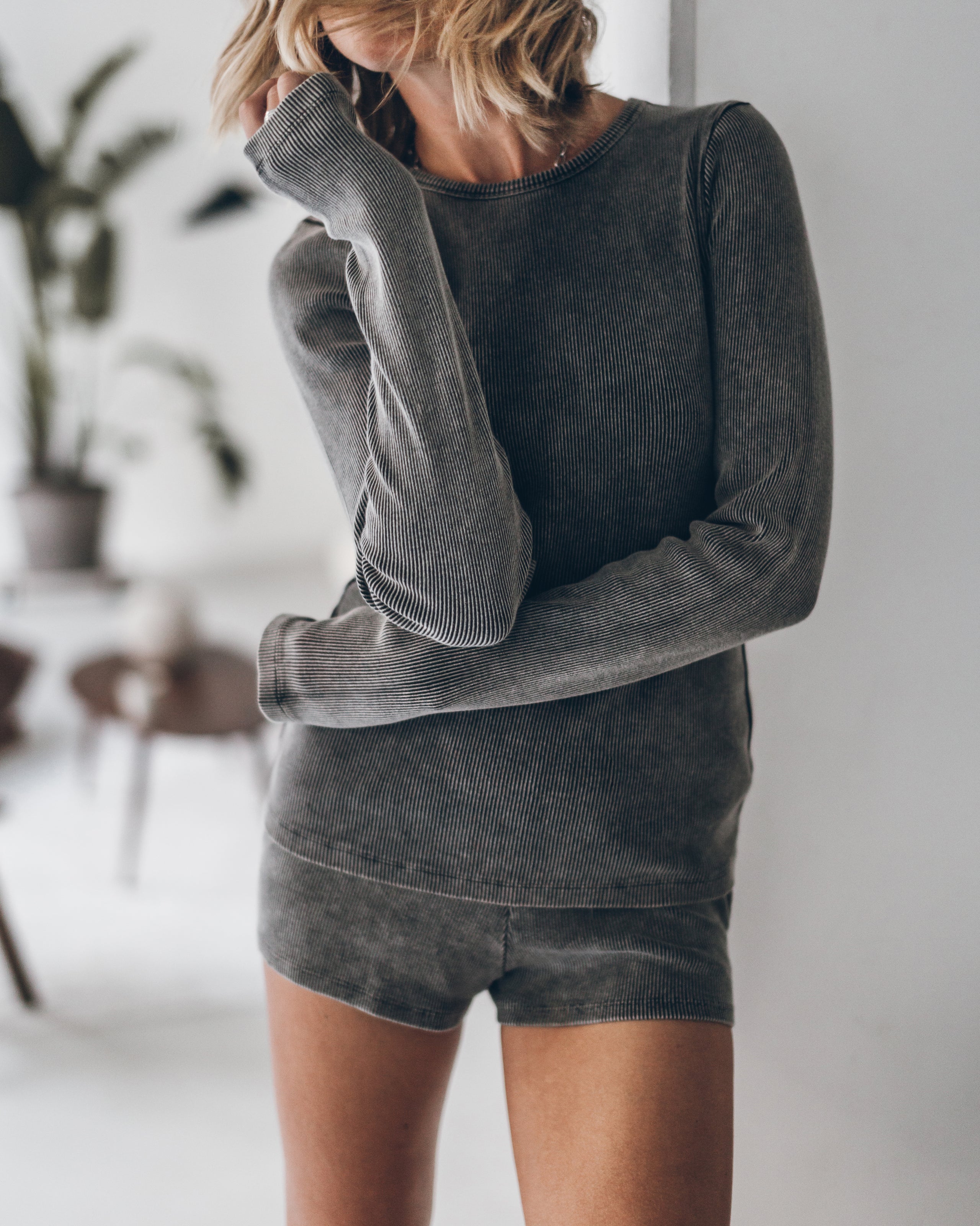 The Dark Ribbed Biker Shorts