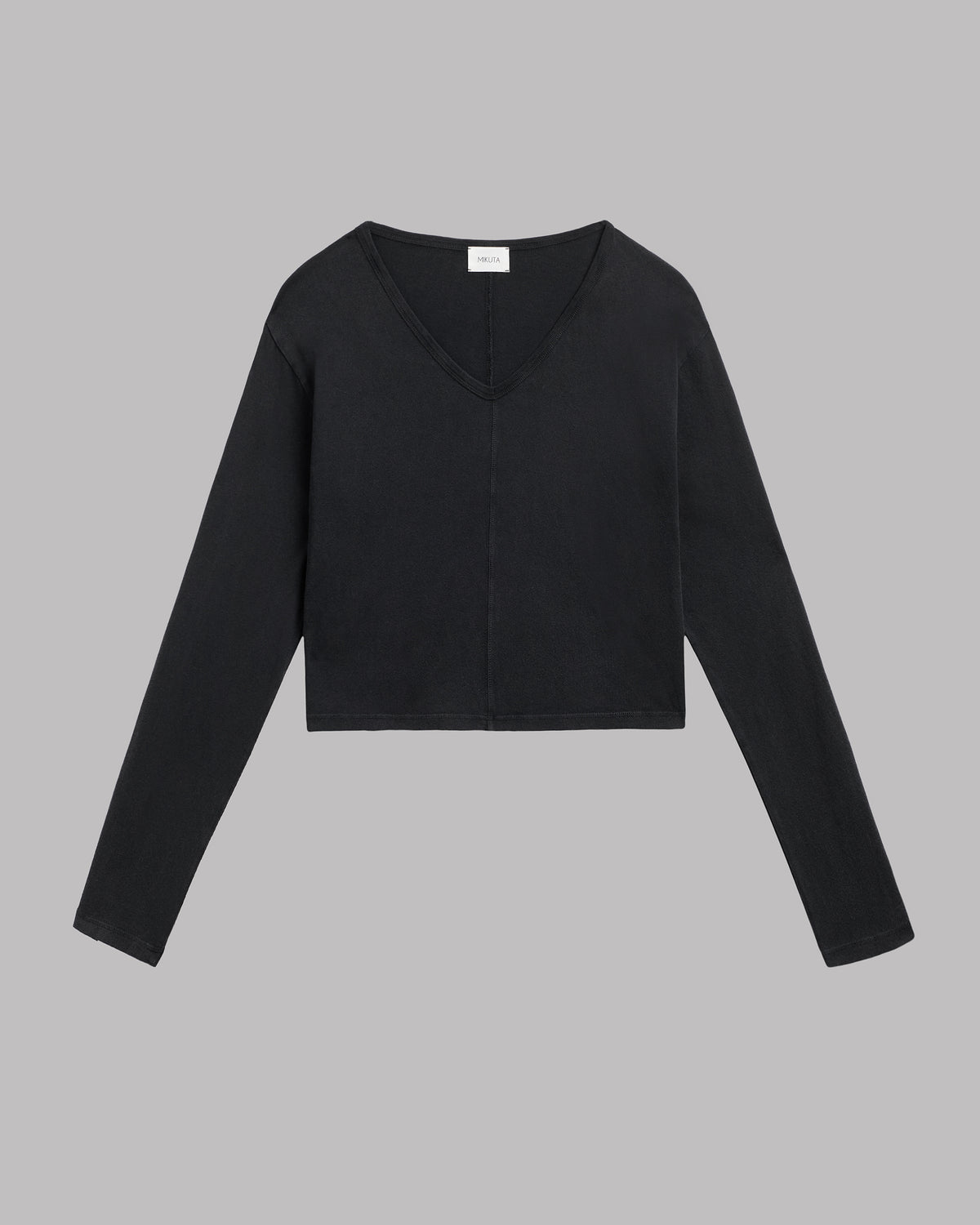 The Dark V-Neck Longsleeve