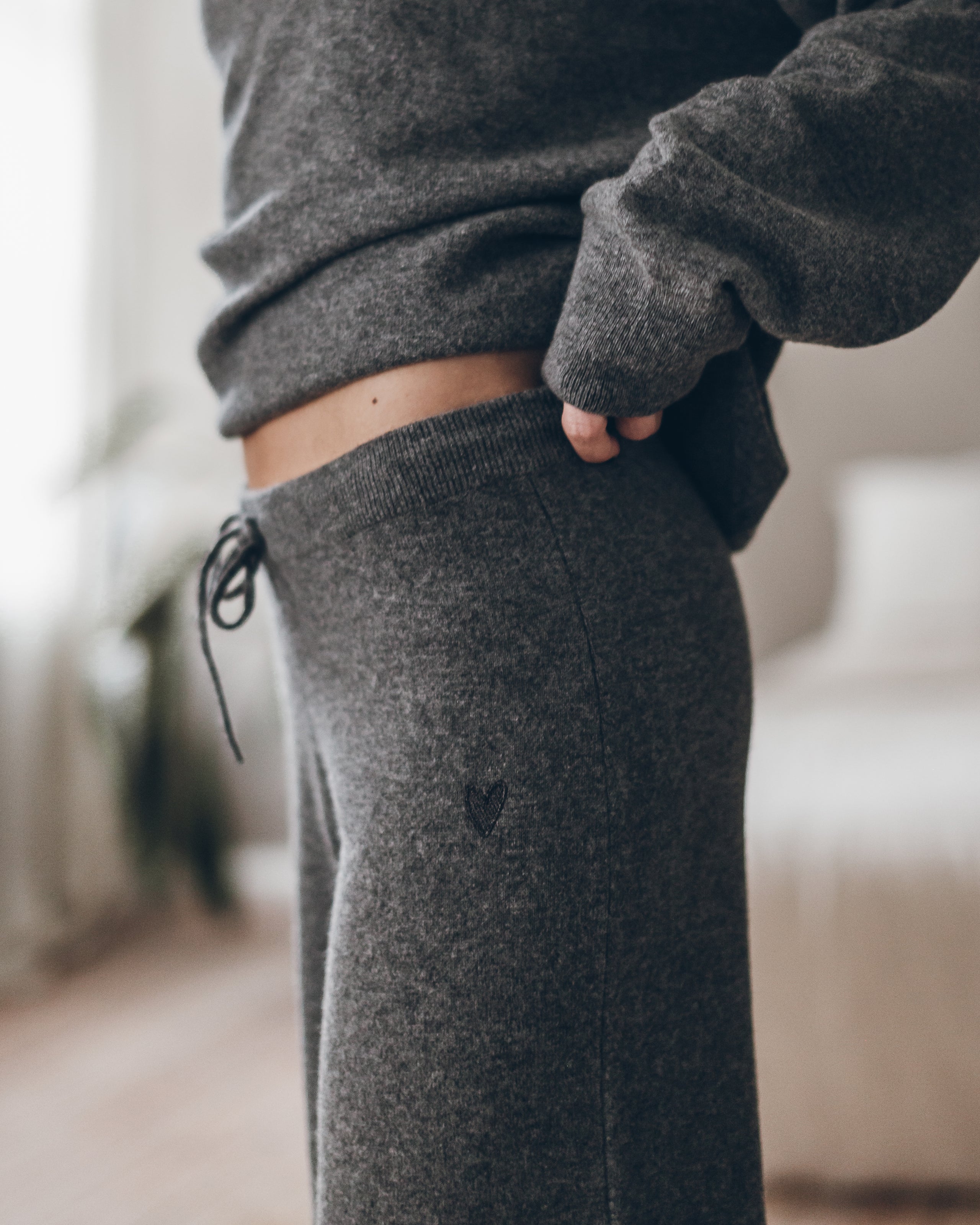 The Grey Cashmere Knitted Sweater The Grey Cashmere Knitted Pants Studio Jacqueline - Product photo