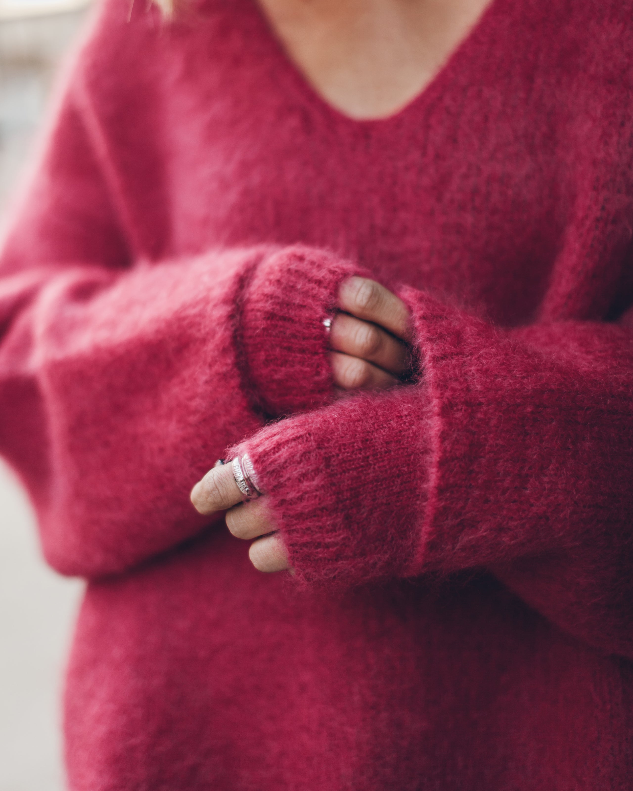 The Pink Knit Gloves