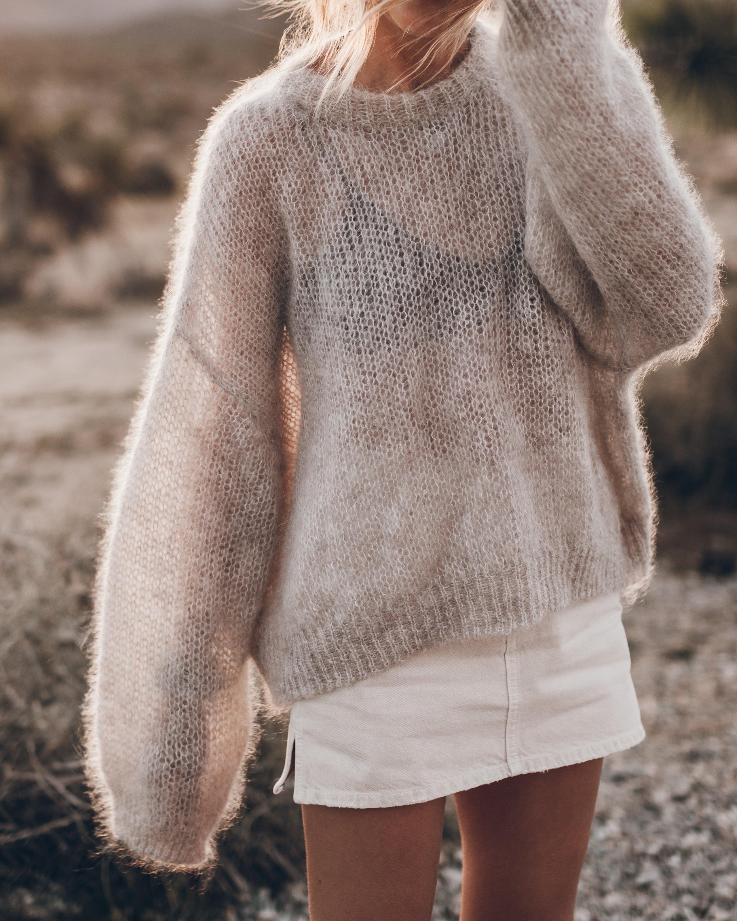 The Sand Relaxed Fine Knitted Sweater The Greige Denim Mini Skirt Desert California Jacqueline - ...