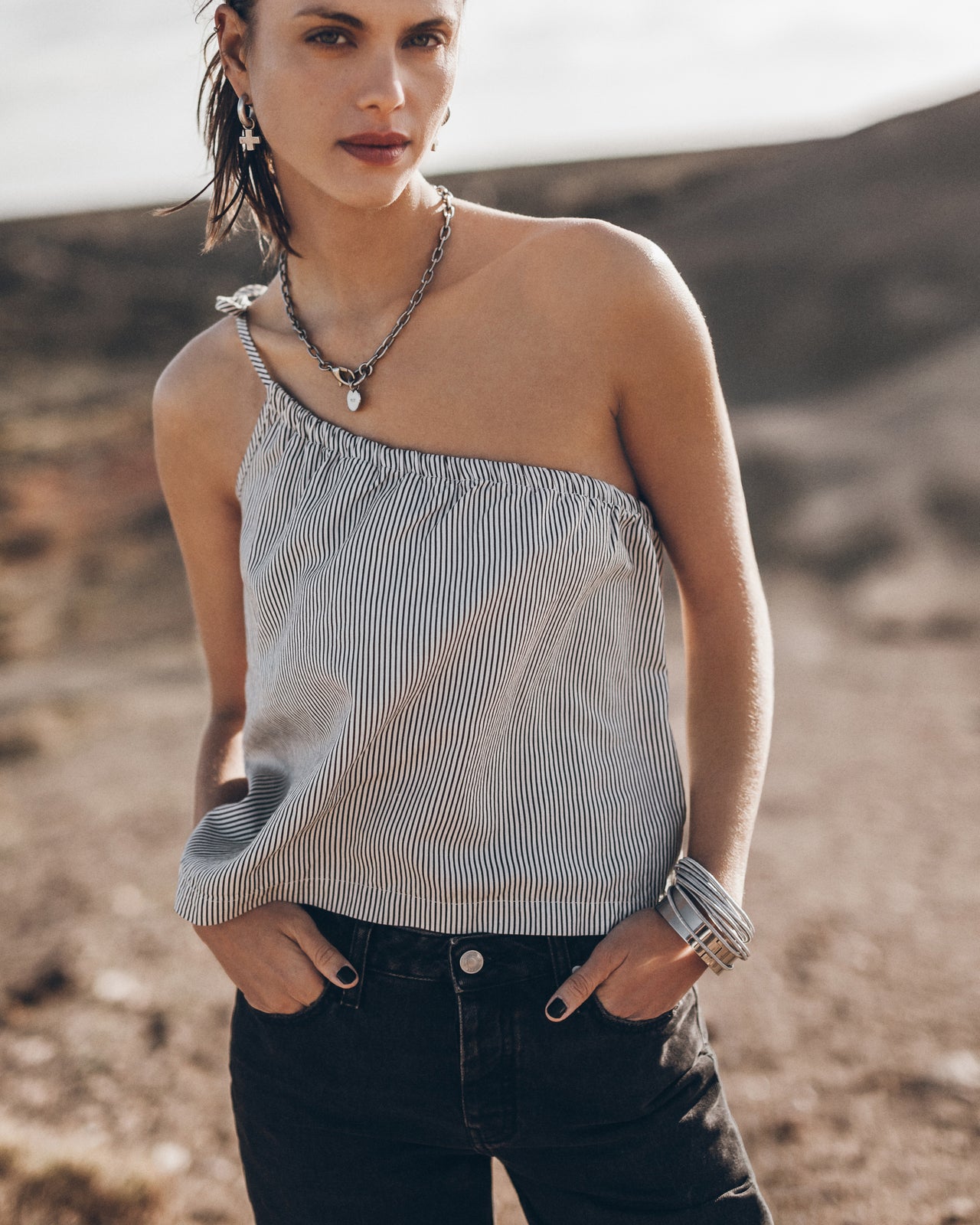 The Striped Asymmetrical Top