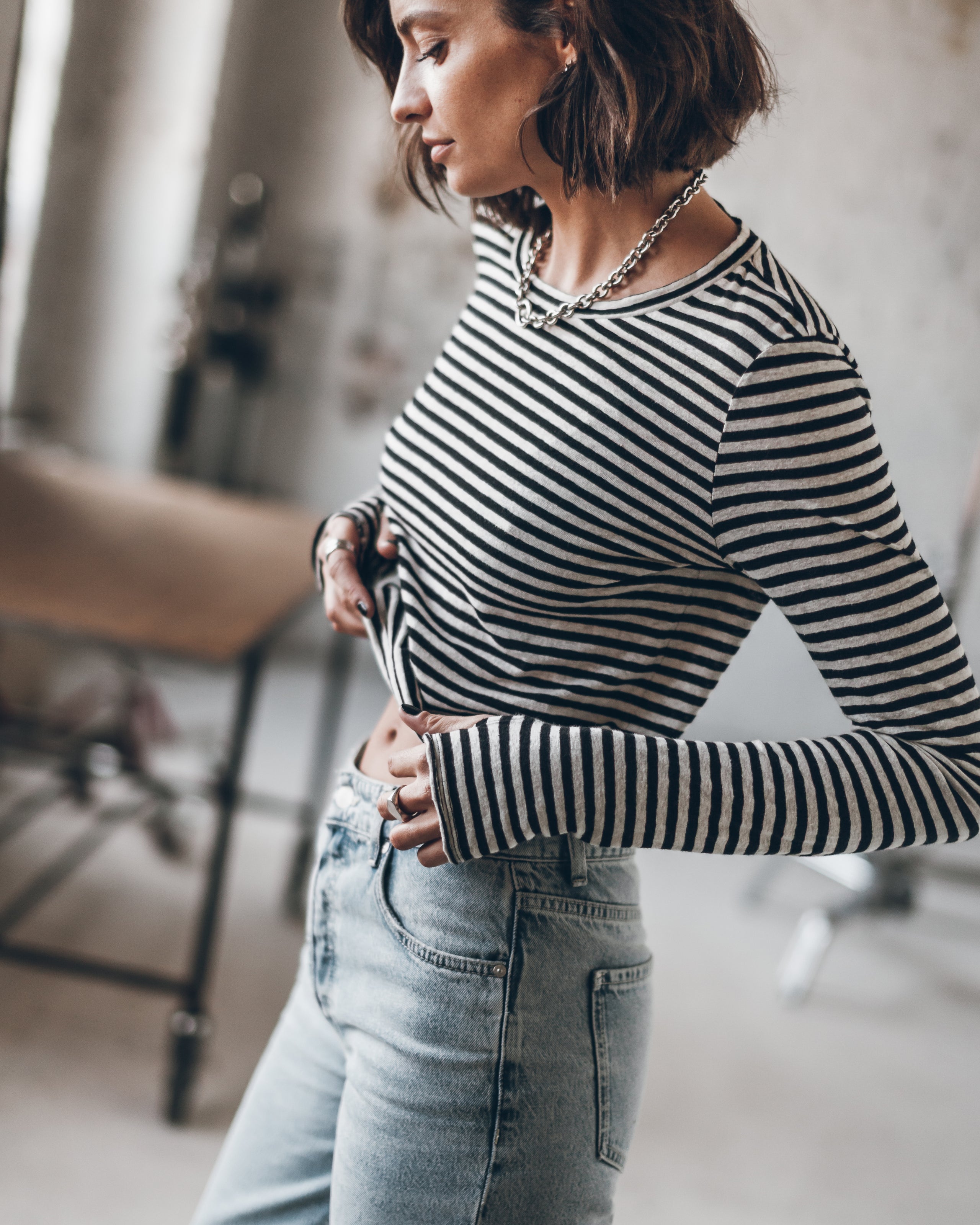 The Striped Thin Linen Longsleeve The Blue Straight Slit Jeans Studio Melina - Product photo